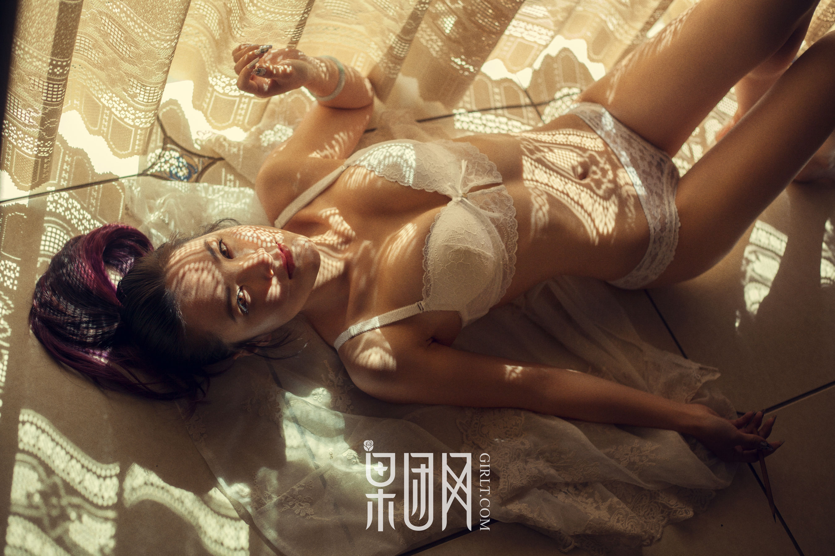 美女画家《全裸上阵人体艺术》 [果团网Girlt] No.033