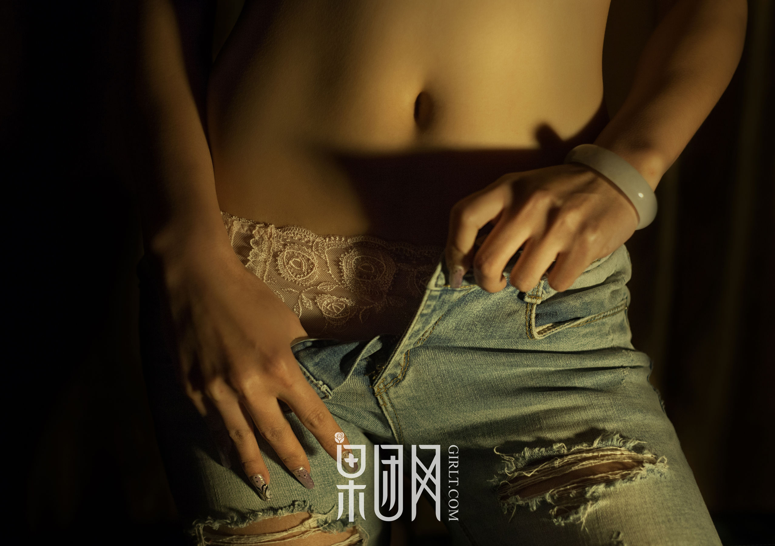 美女画家《全裸上阵人体艺术》 [果团网Girlt] No.033