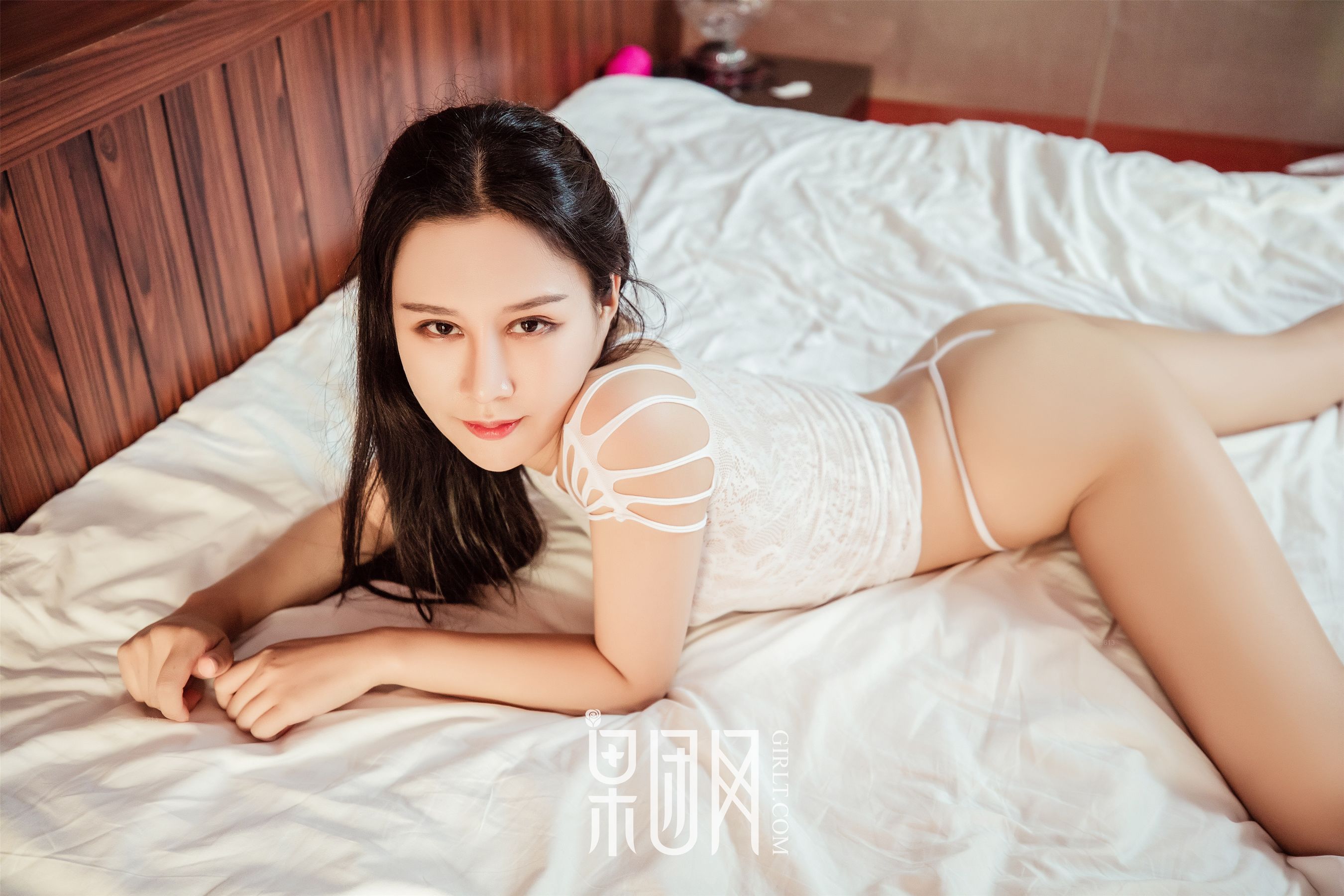 钟紫怡《乳神 浴缸狗狗趴》 [果团网Girlt] No.038