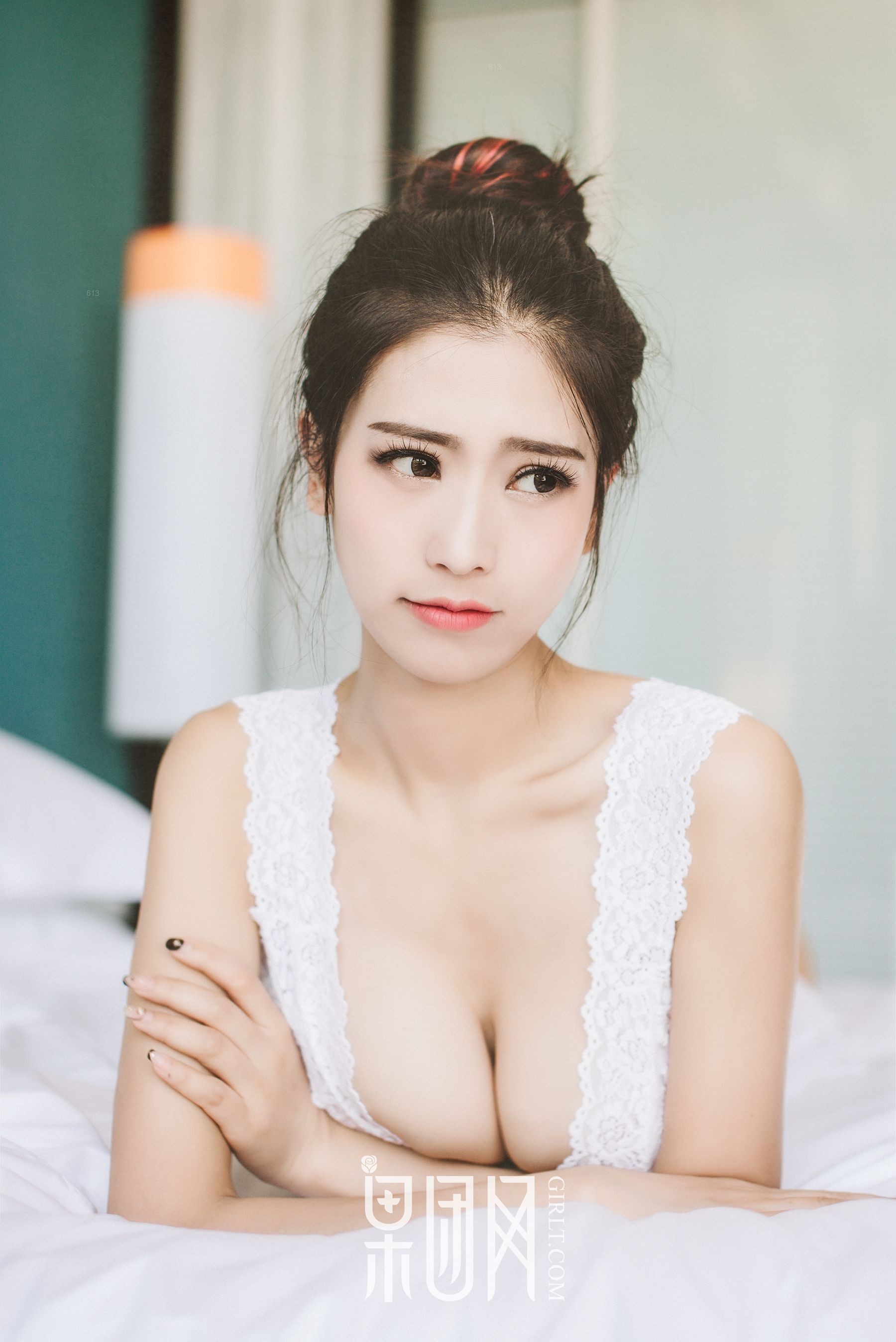通灵儿《长腿嫩模 34D酥胸》 [果团网Girlt] No.040