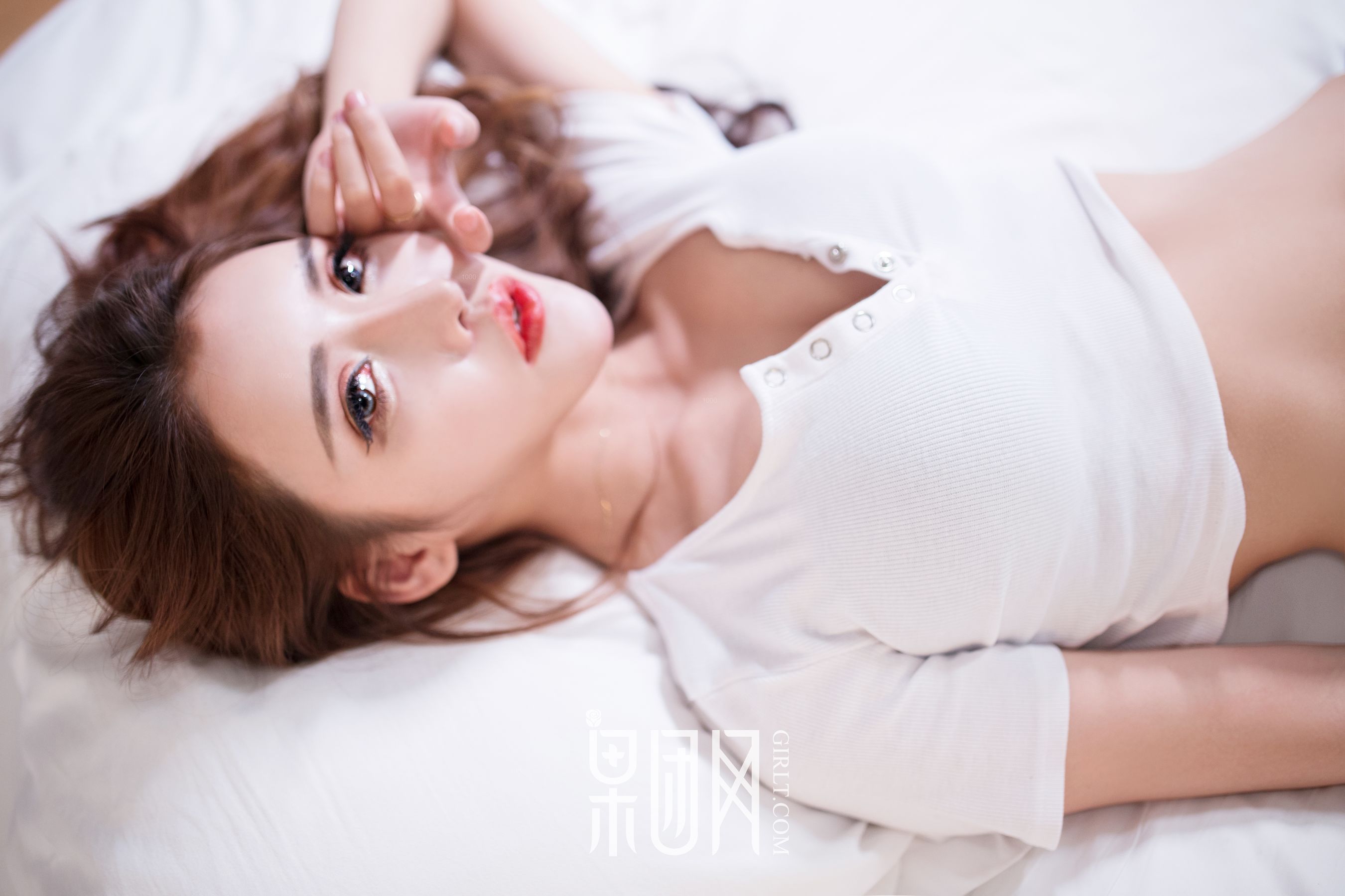 lunana_lee/乳神娜娜《大秀34D酥胸》 [果团网Girlt] No.055