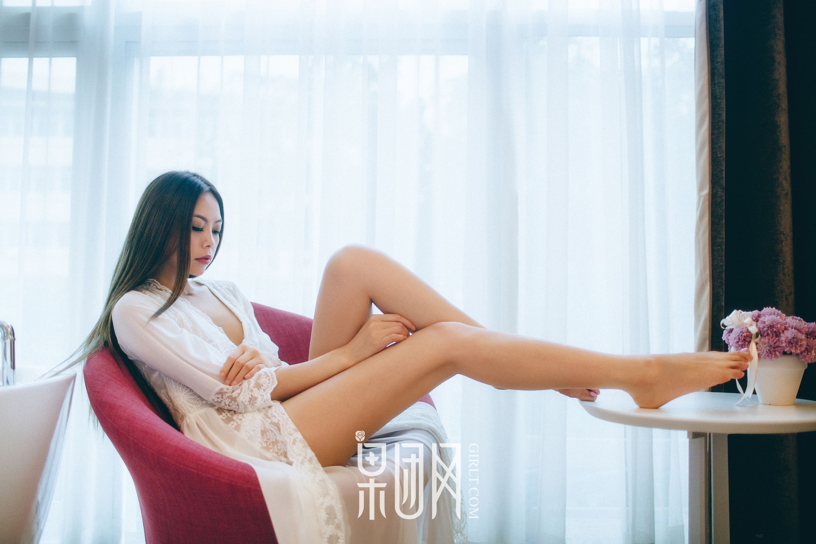 清纯女酮体如玉雪白嫩肤 [果团网Girlt] No.058
