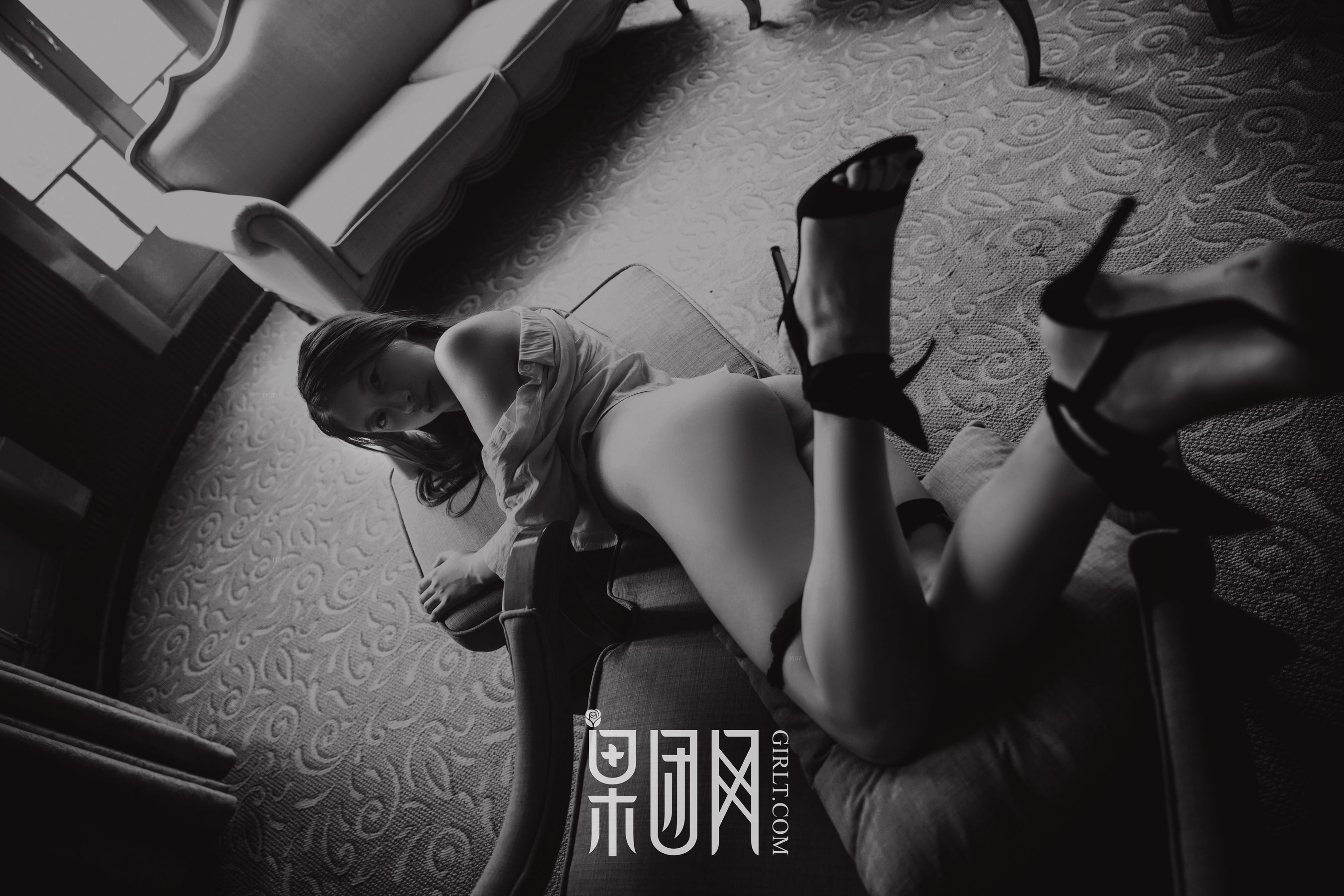 蜂腰翘臀极品人妻 [果团网Girlt] No.061