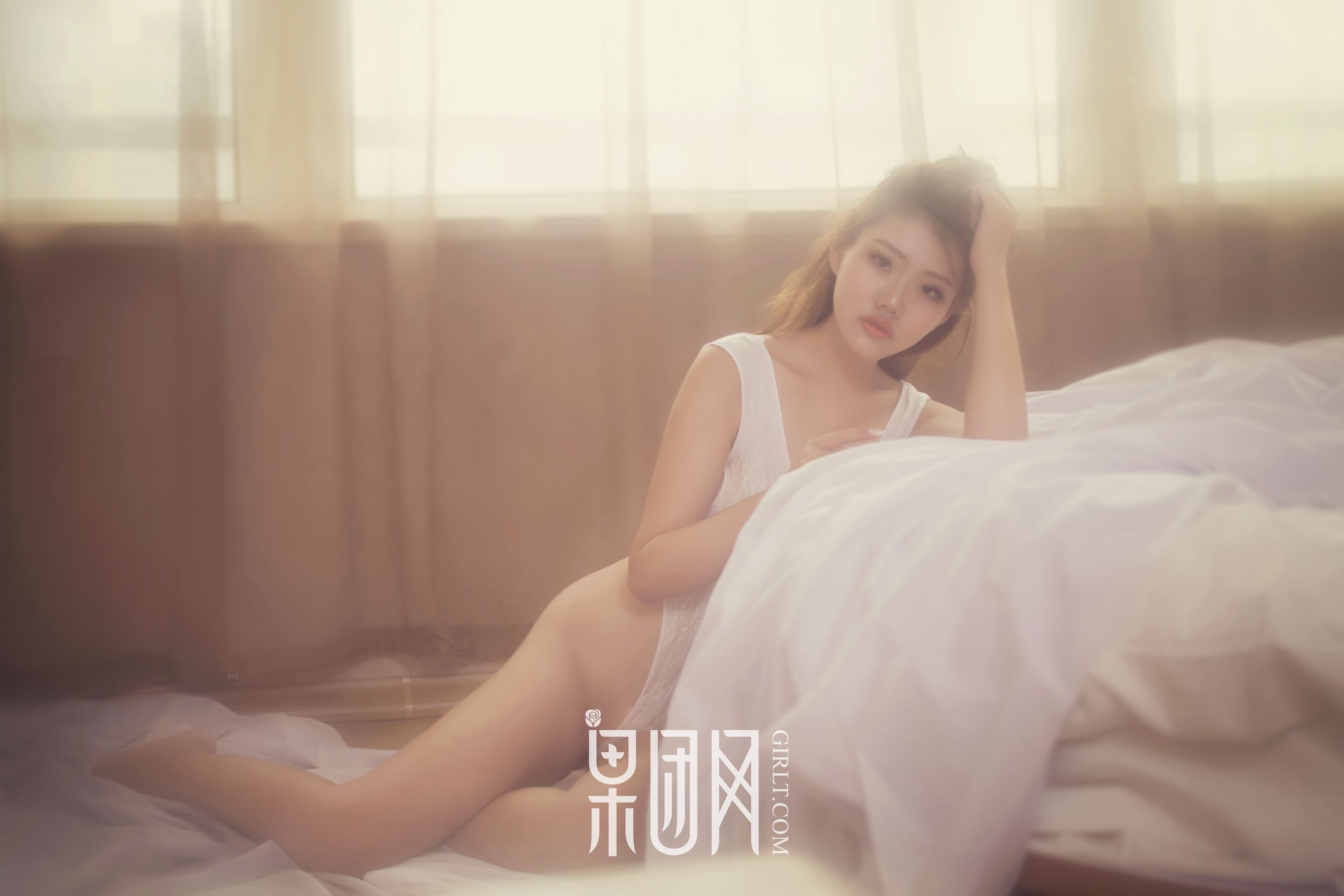 姗姗《全肉月饼》 [果团网Girlt] No.062