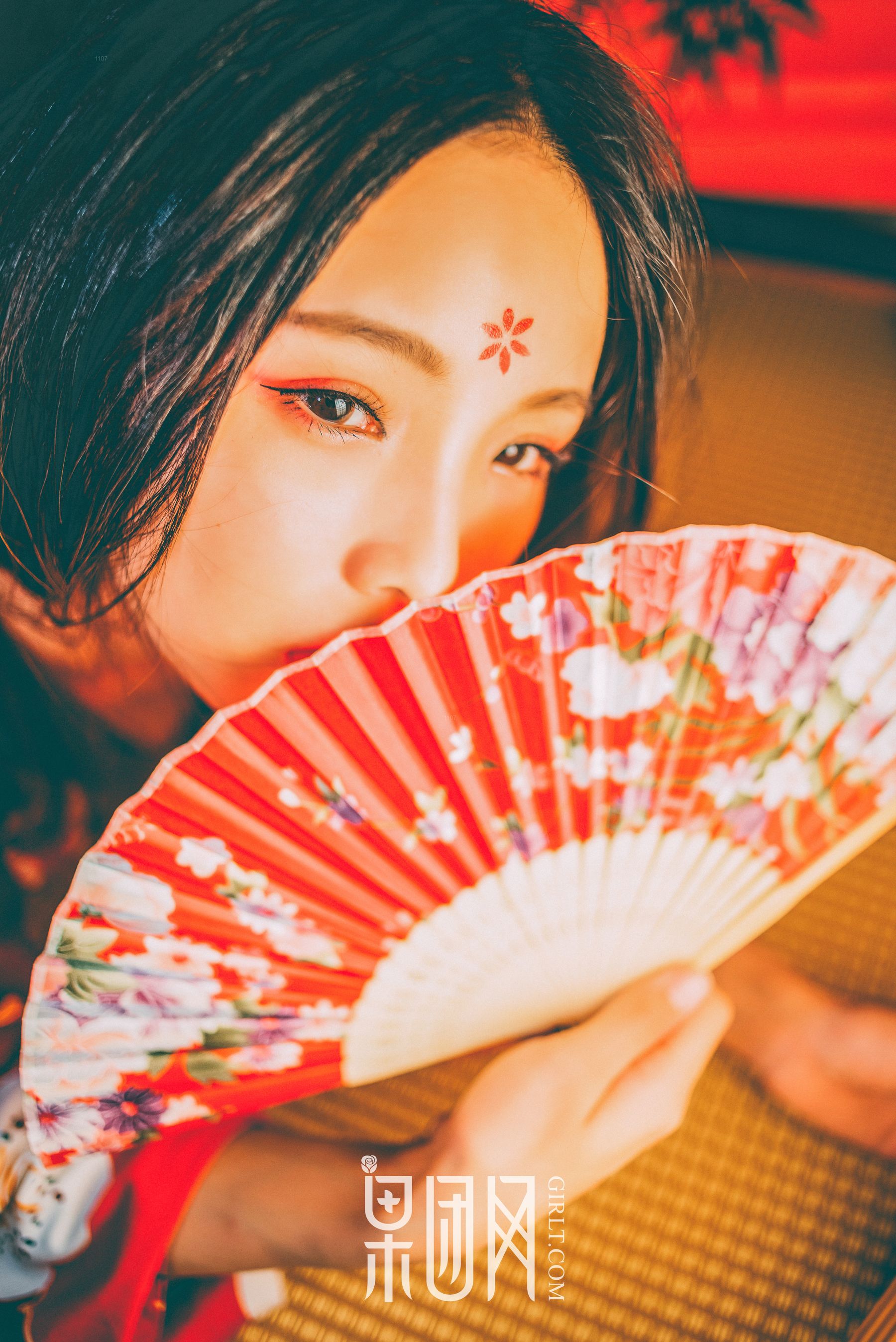 霓虹深处歌舞妓媚眼如丝 [果团网Girlt] No.065