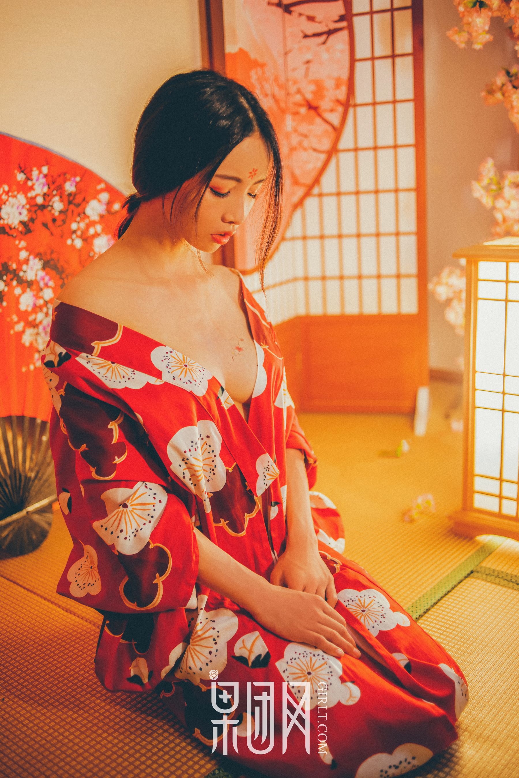 霓虹深处歌舞妓媚眼如丝 [果团网Girlt] No.065