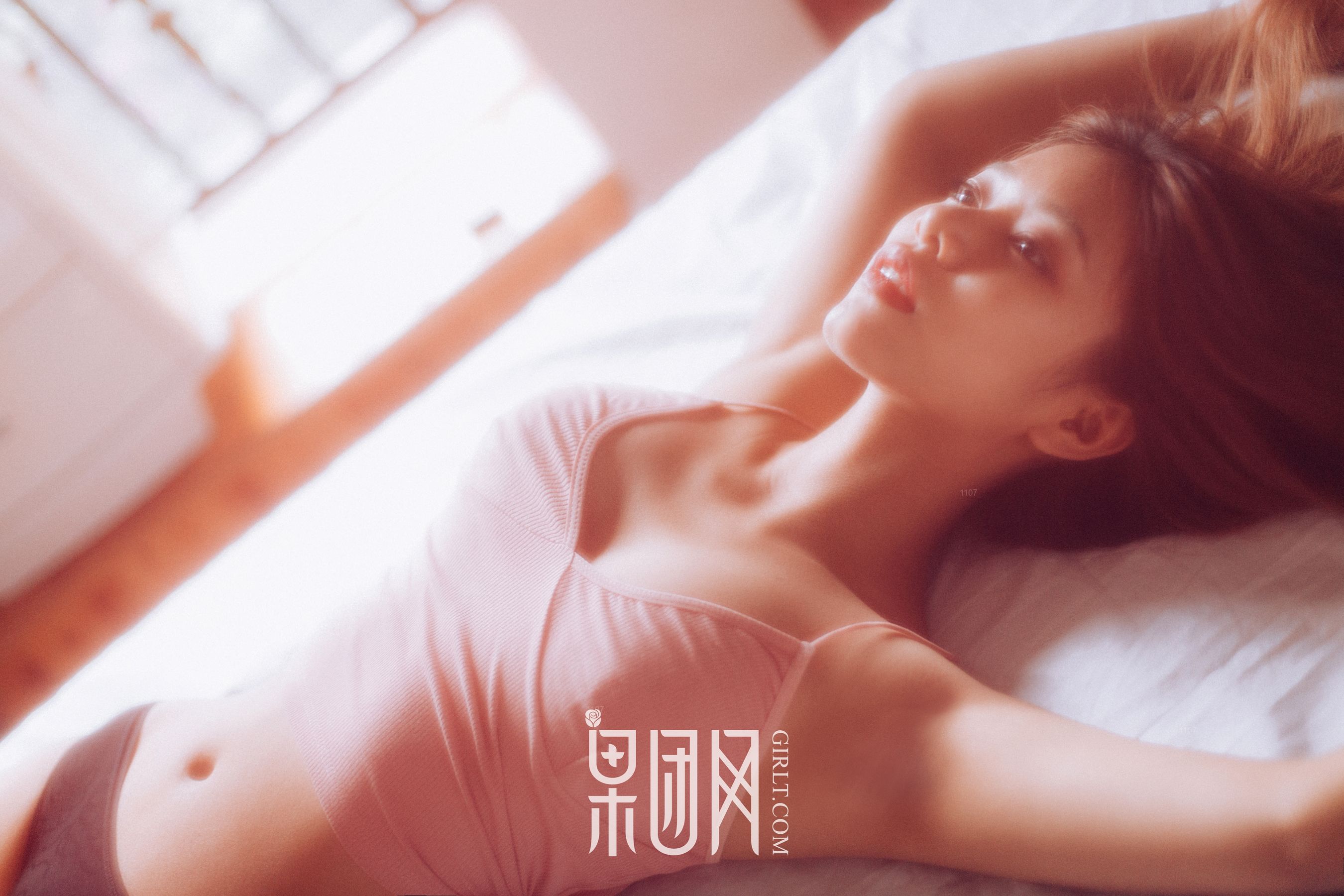 性感少女酥胸翘臀黑丝撩人 [果团网Girlt] No.068