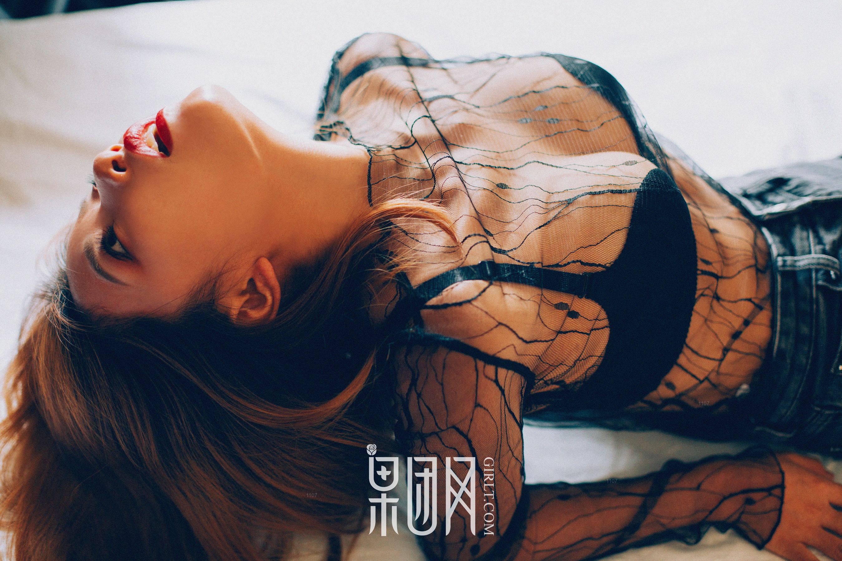 性感少女酥胸翘臀黑丝撩人 [果团网Girlt] No.068