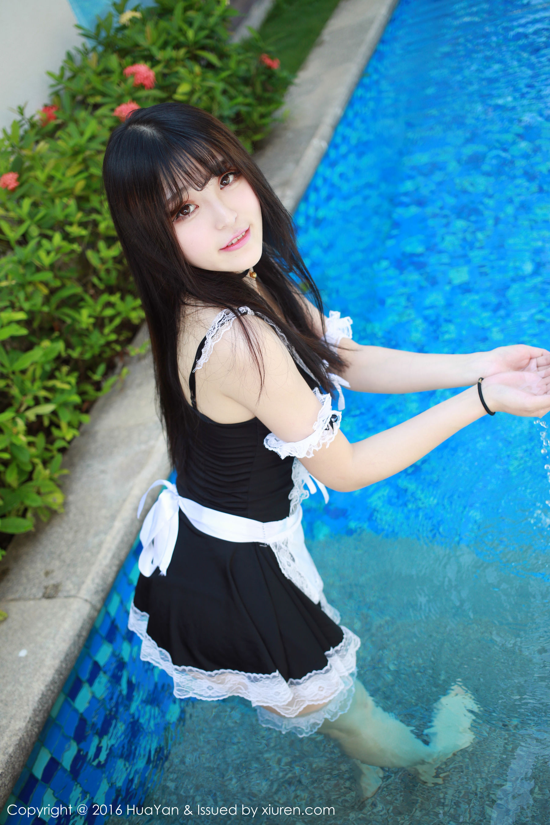 伊小七MoMo《三亚写真第2套》 [花の颜HuaYan] VOL.014