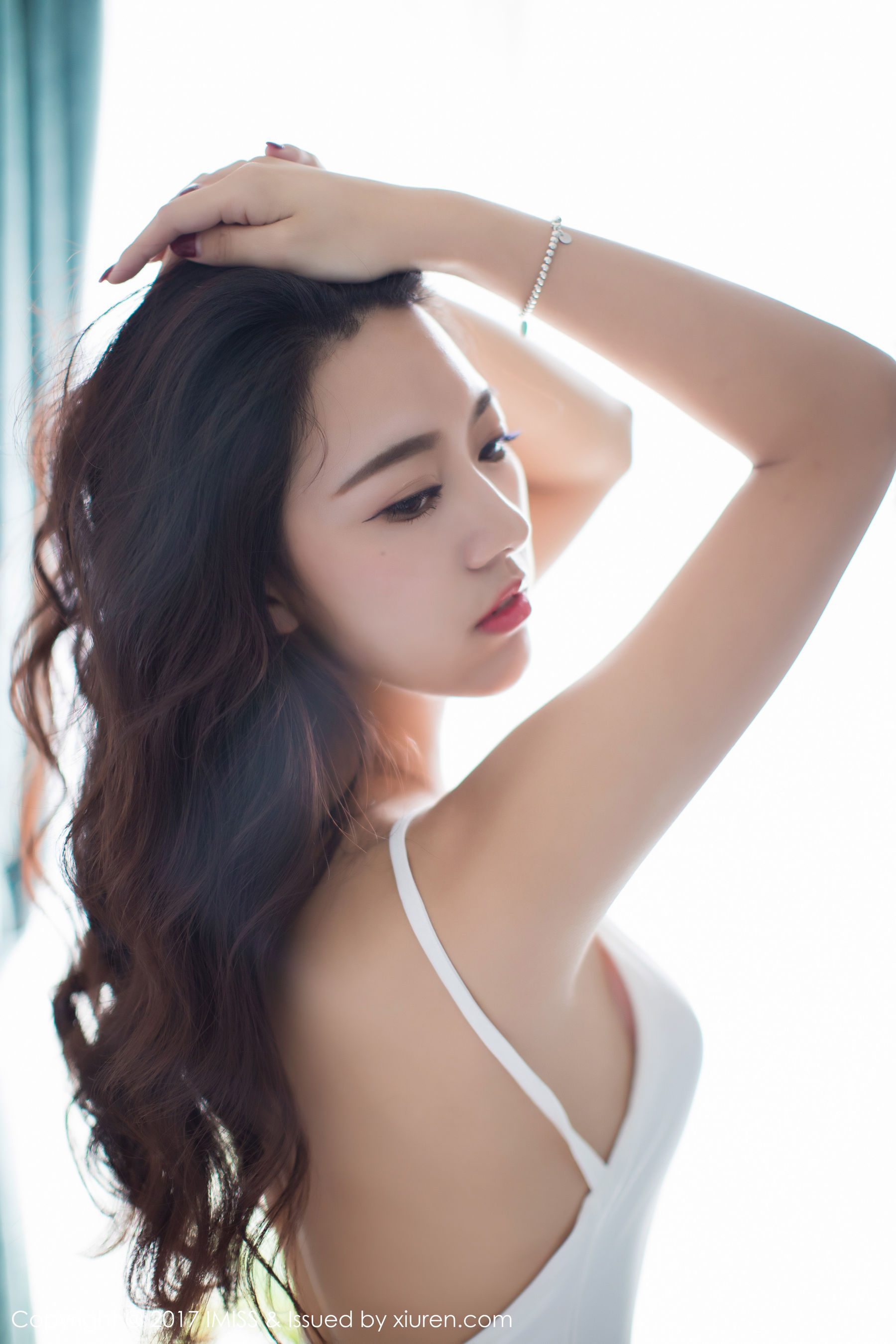 新人模特嫣儿 [爱蜜社IMISS] VOL.174