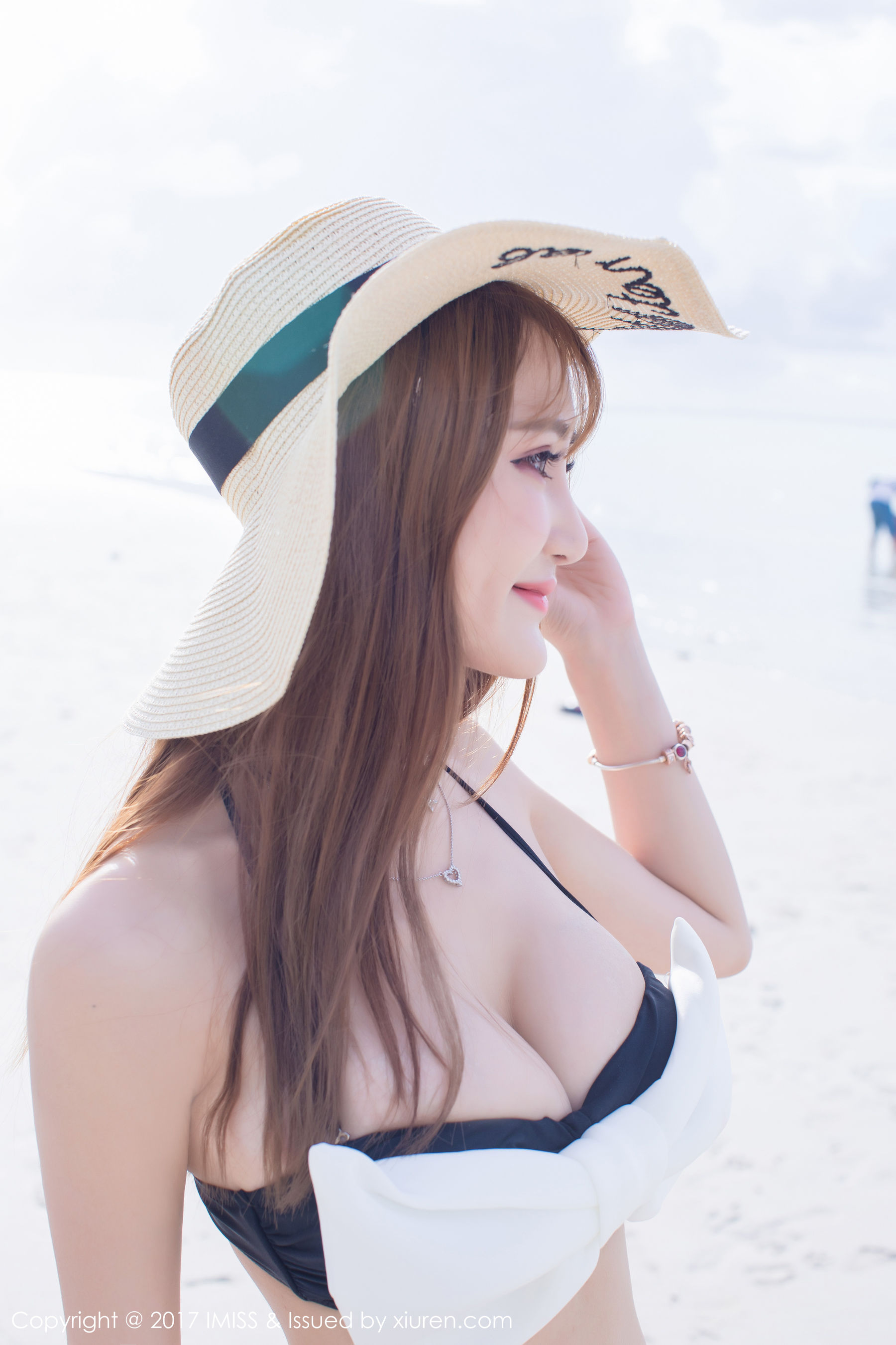 妤薇Vivian《气质出众，杨柳细腰》 [爱蜜社IMISS] VOL.179