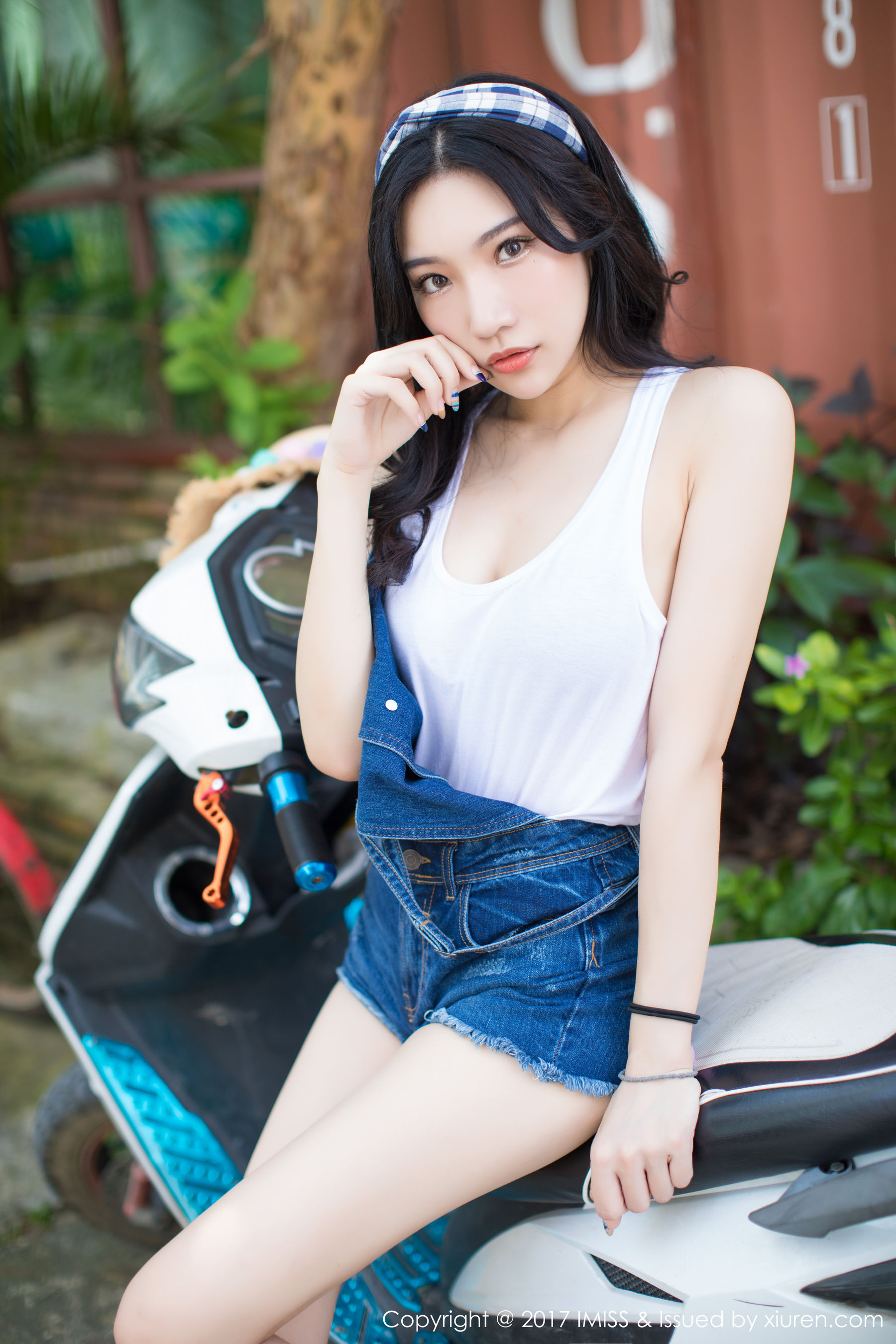 小狐狸Sica《牛仔短裤小清新系列》 [爱蜜社IMISS] VOL.180