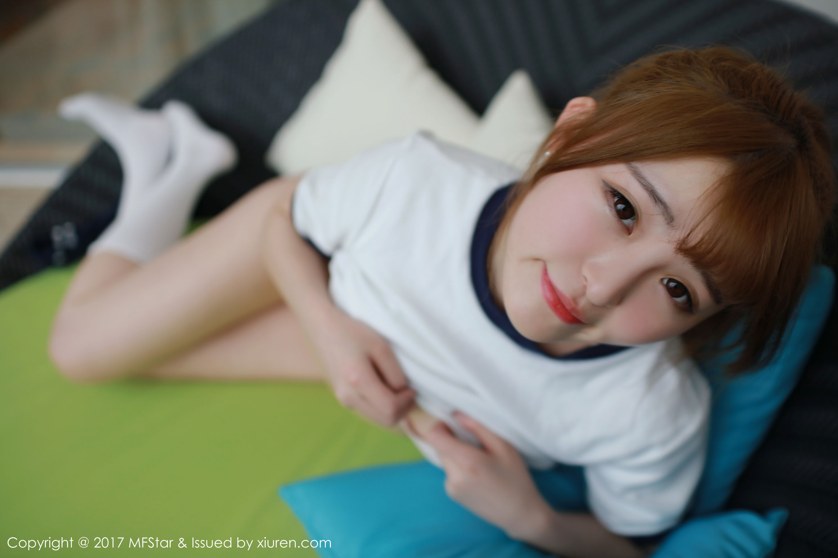 伊小七MoMo《运动服装扮+眼镜OL》 [模范学院MFStar] Vol.090