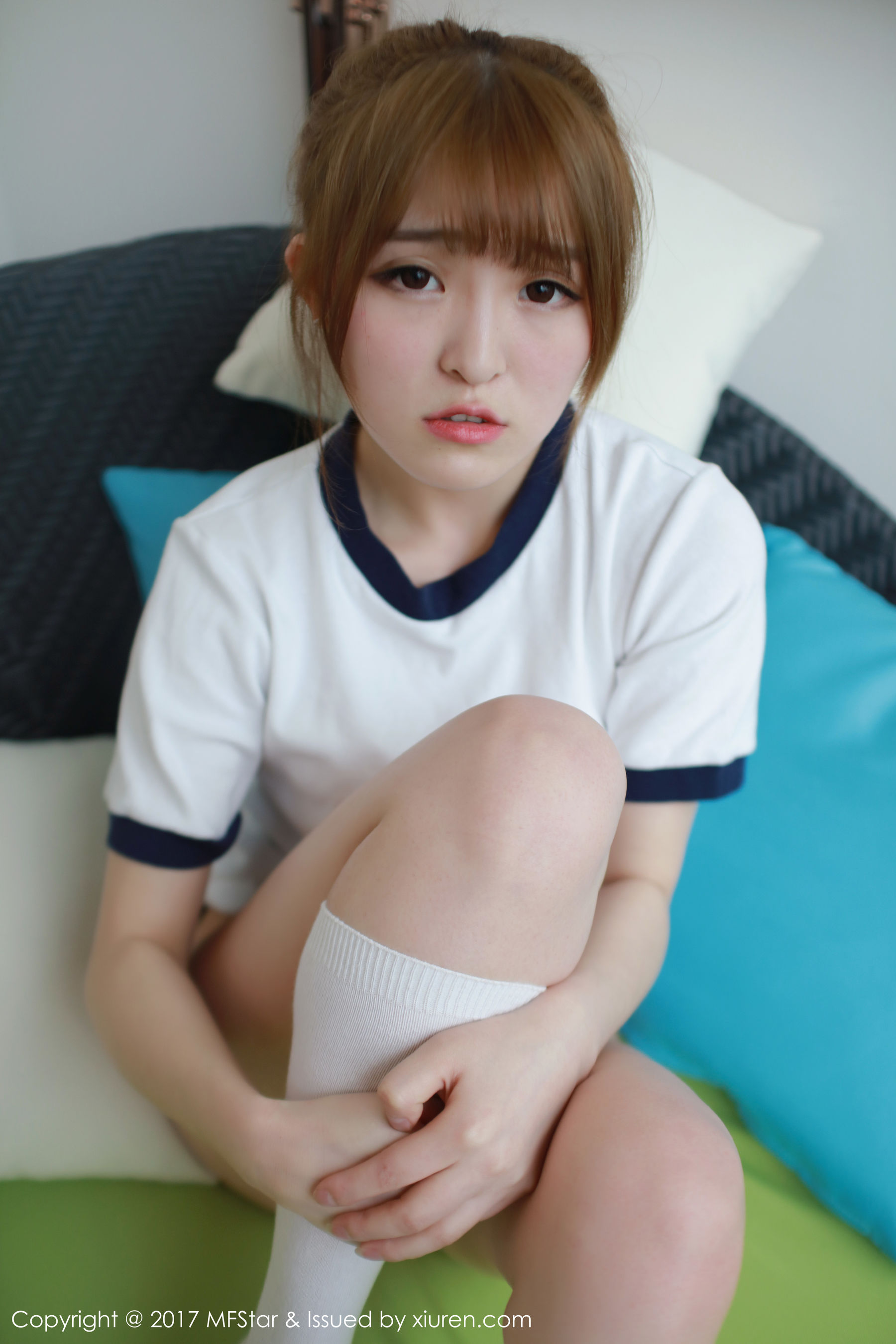 伊小七MoMo《运动服装扮+眼镜OL》 [模范学院MFStar] Vol.090