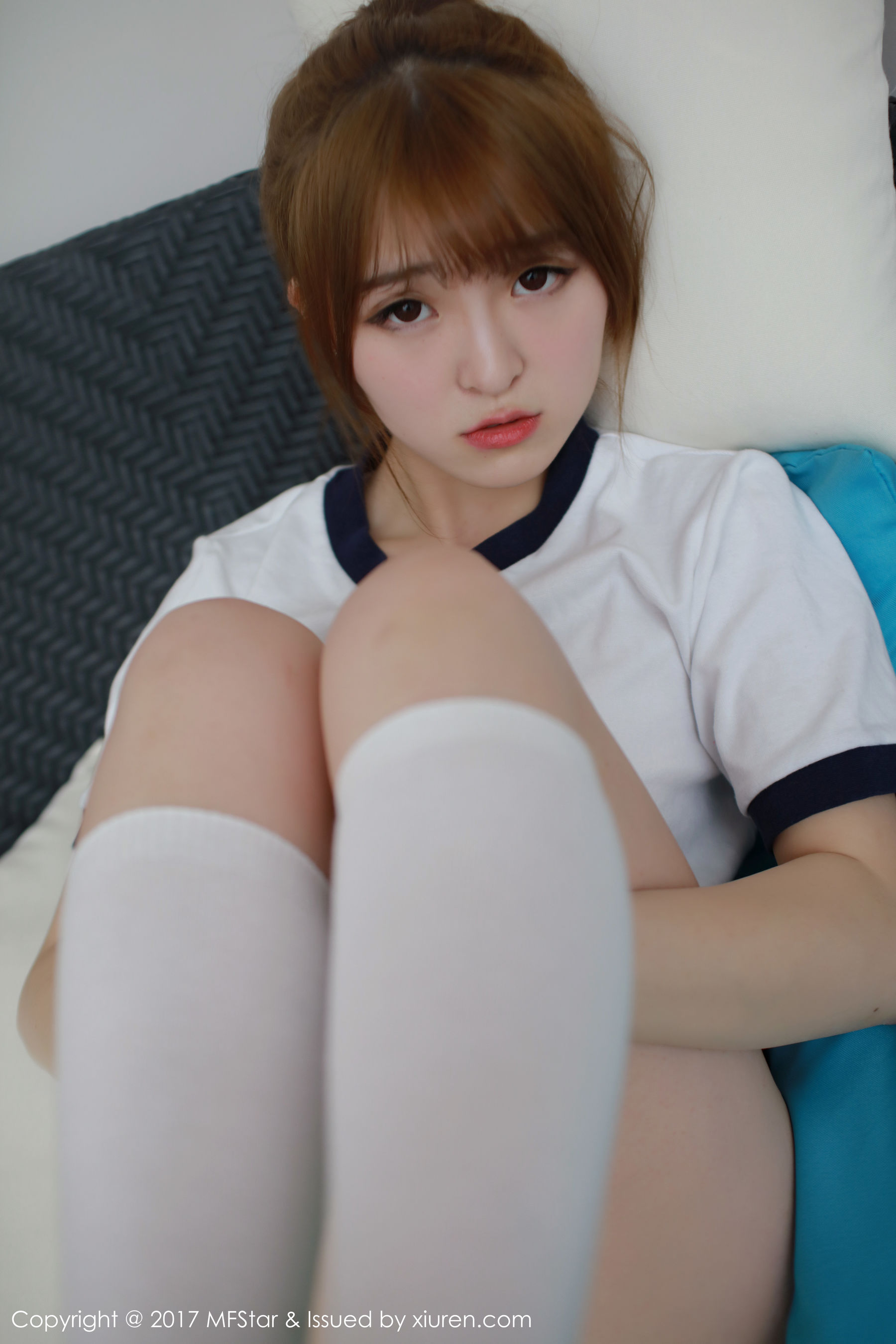 伊小七MoMo《运动服装扮+眼镜OL》 [模范学院MFStar] Vol.090