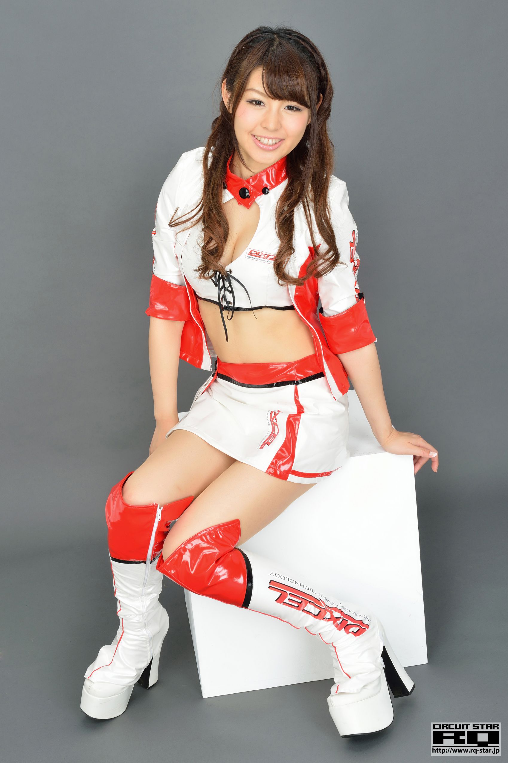 [RQ-STAR] NO.00825 Sayaka Aoi 蒼井彩加 Race Queen 写真集