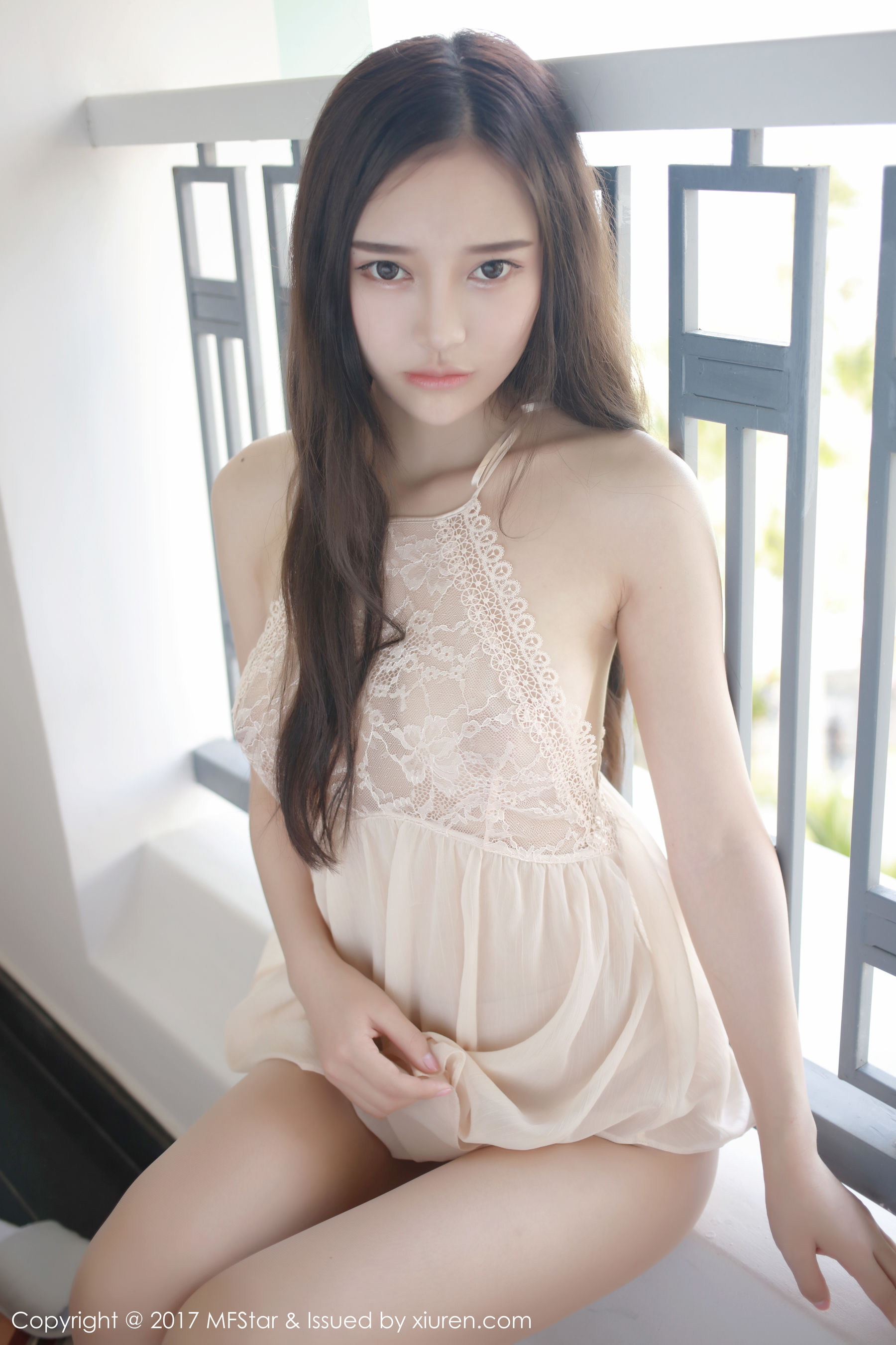 唐琪儿il《蕾丝服饰装扮下的美人》 [模范学院MFStar] VOL.101