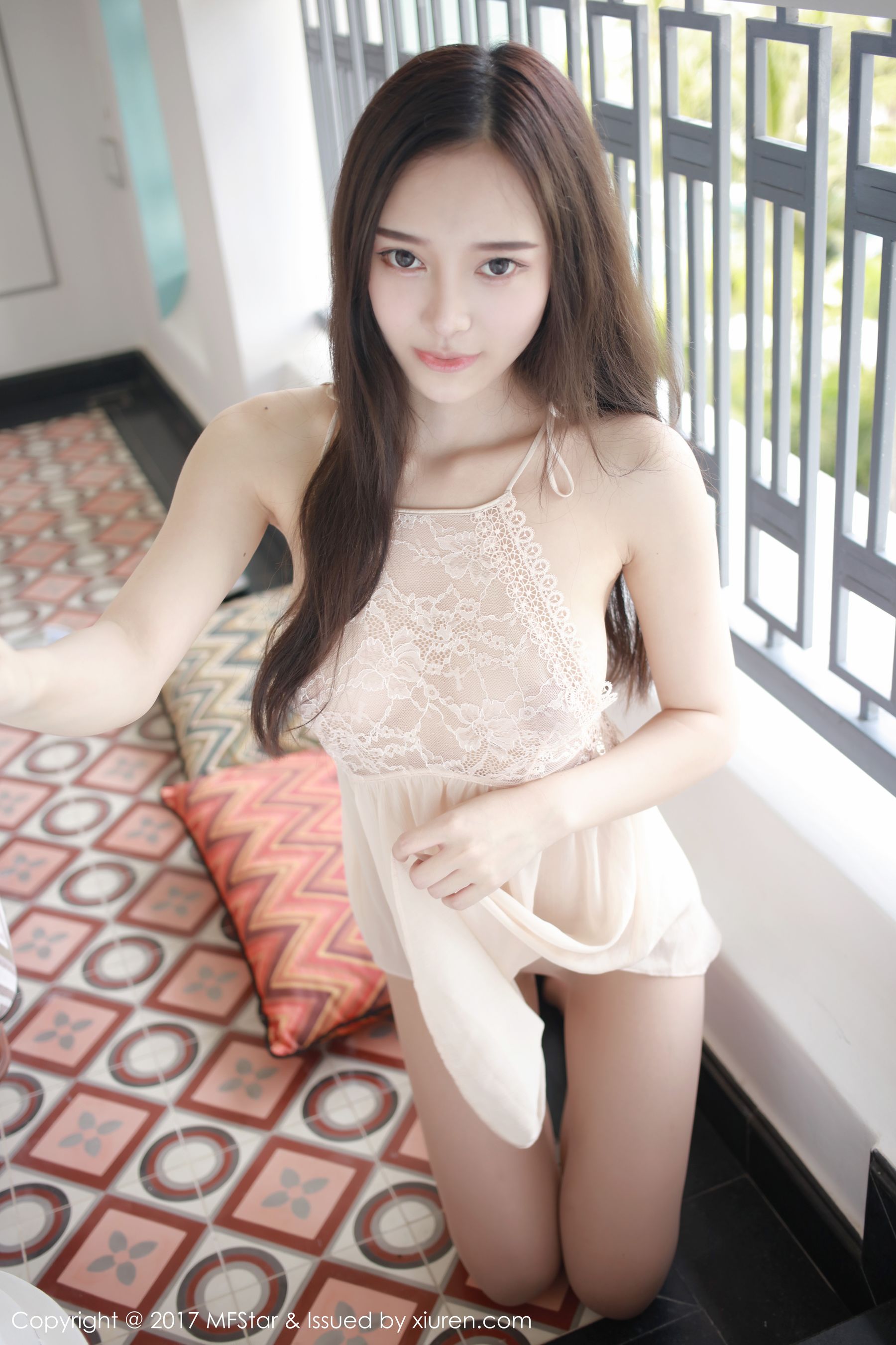 唐琪儿il《蕾丝服饰装扮下的美人》 [模范学院MFStar] VOL.101