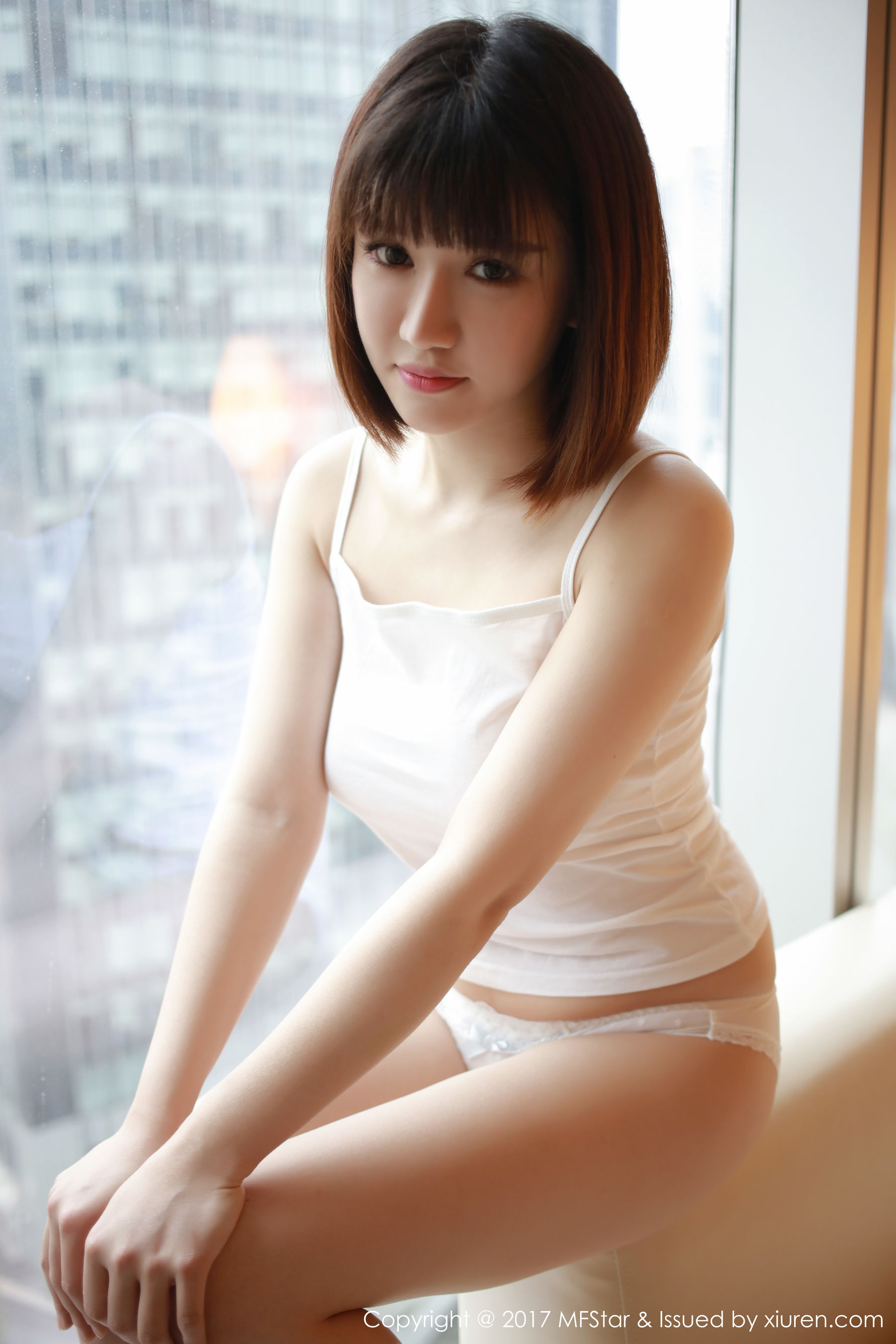 K8傲娇萌萌Vivian《诱人的小背心》 [模范学院MFStar] VOL.102