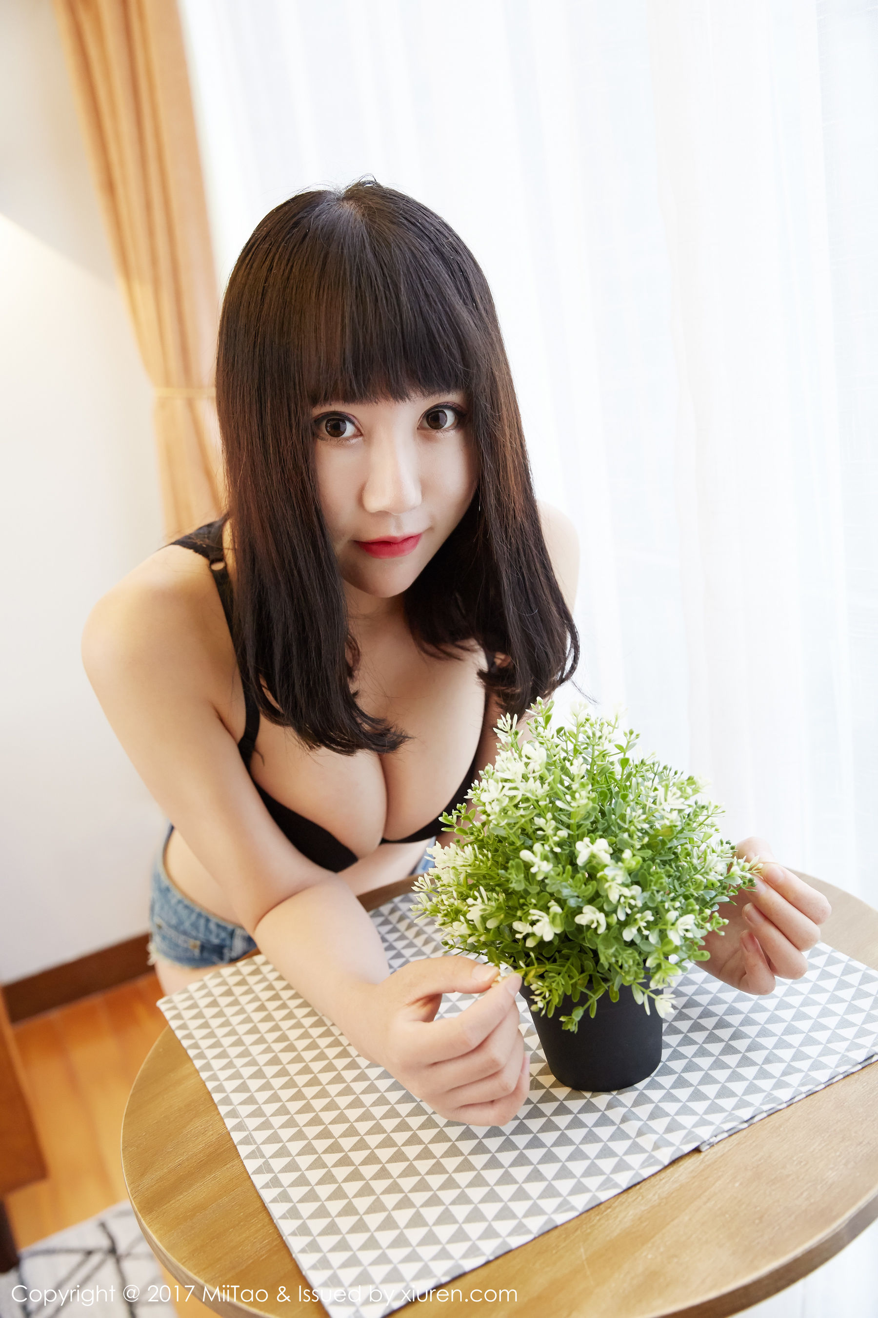模特雪碧(夏笑笑) [蜜桃社MiiTao] VOL.067