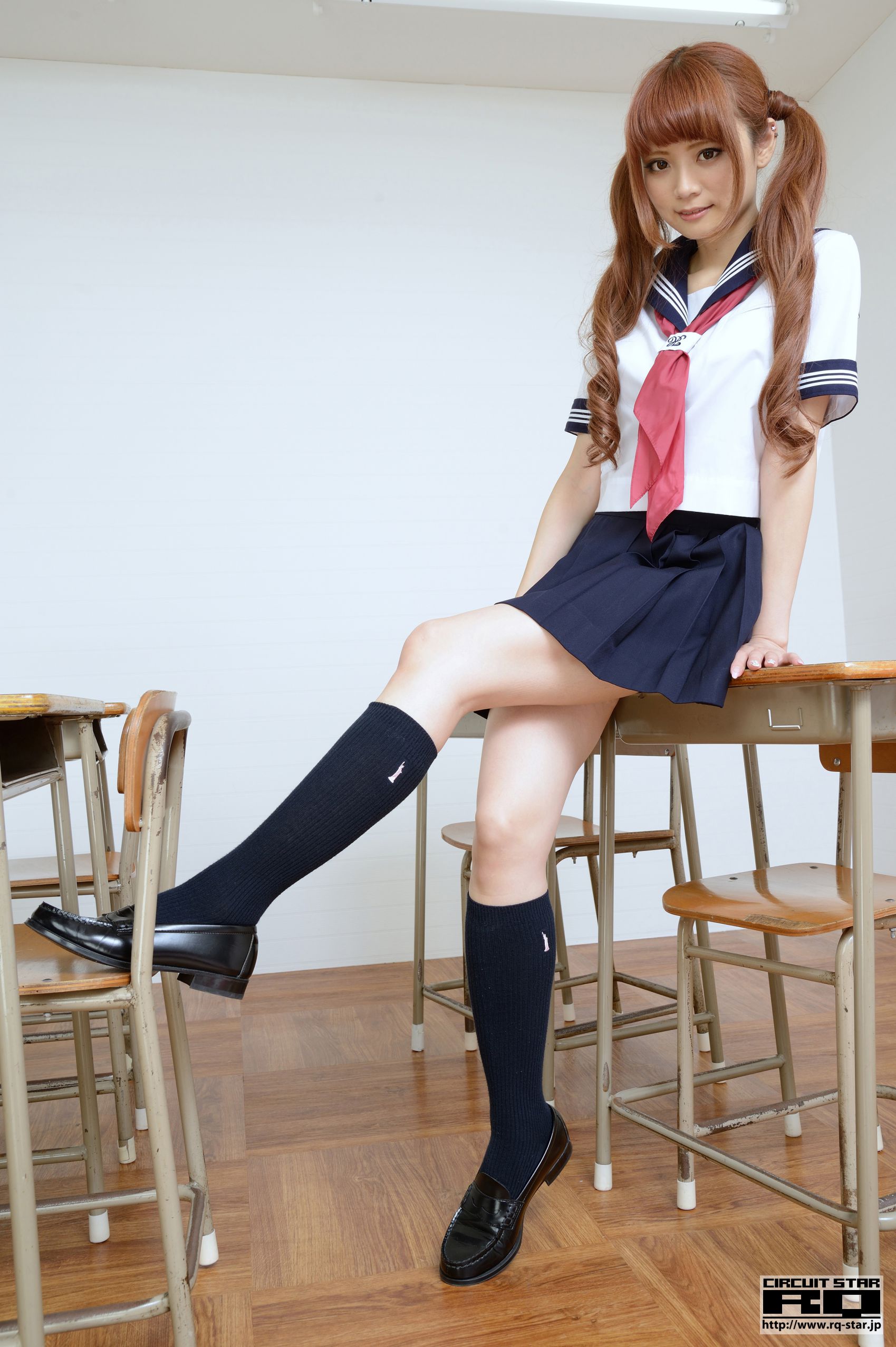 [RQ-STAR] NO.00831 朔矢あいね Sailor Girl 水手服 写真集