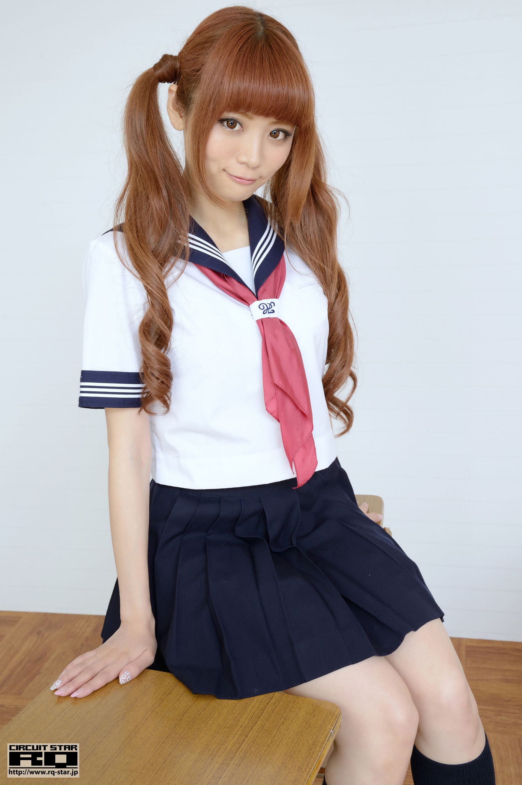 [RQ-STAR] NO.00831 朔矢あいね Sailor Girl 水手服 写真集