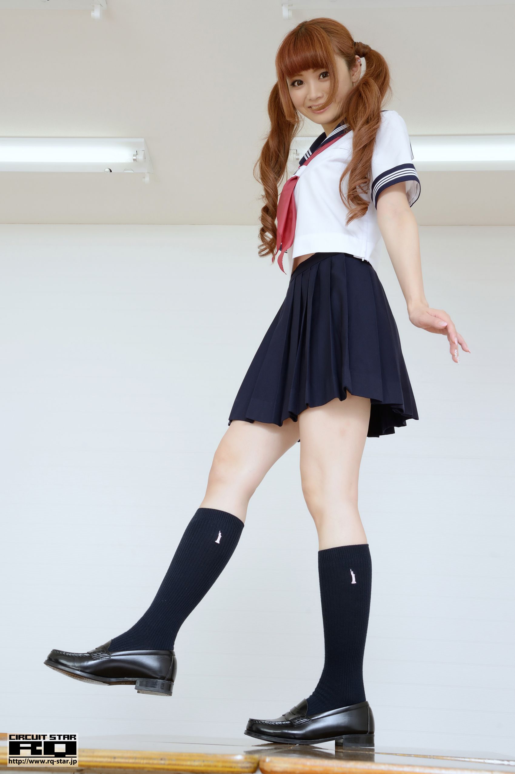 [RQ-STAR] NO.00831 朔矢あいね Sailor Girl 水手服 写真集