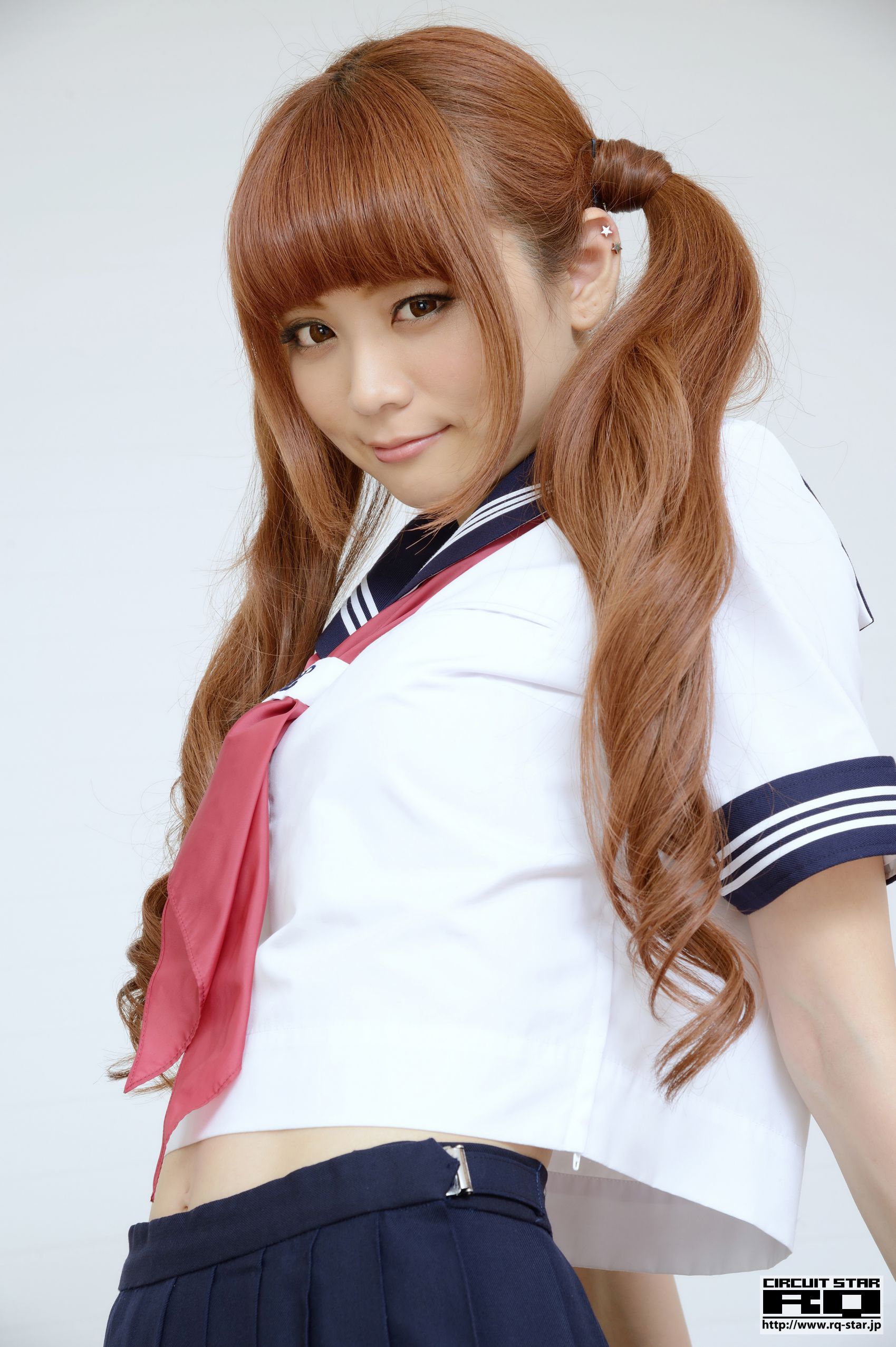 [RQ-STAR] NO.00831 朔矢あいね Sailor Girl 水手服 写真集
