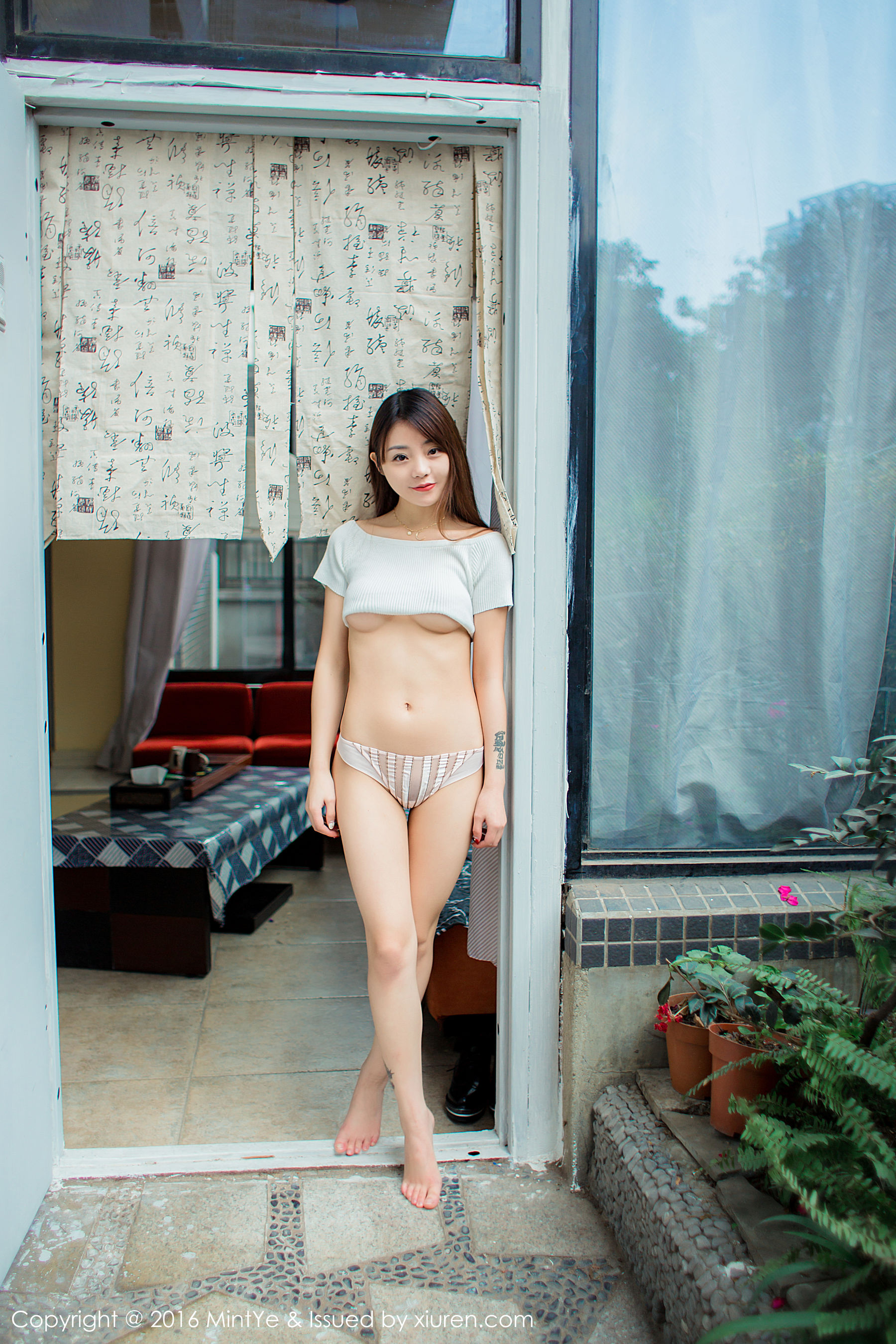 小仙女@佘贝拉bella《比较清新、性感的写真》 [MintYe薄荷叶] VOL.002