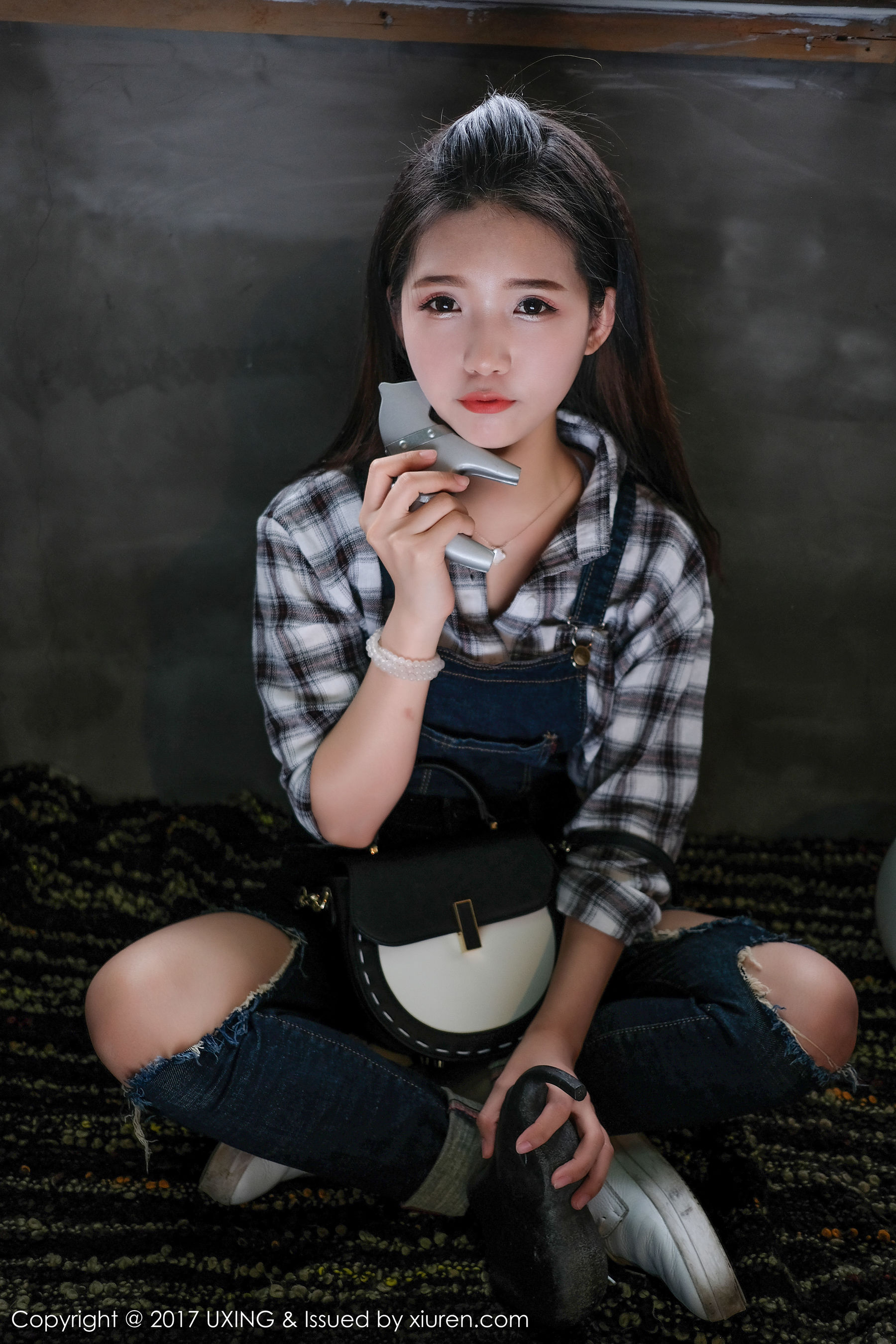 可爱的小叶子《清纯甜美可人的萝莉》 [优星馆UXING] VOL.044