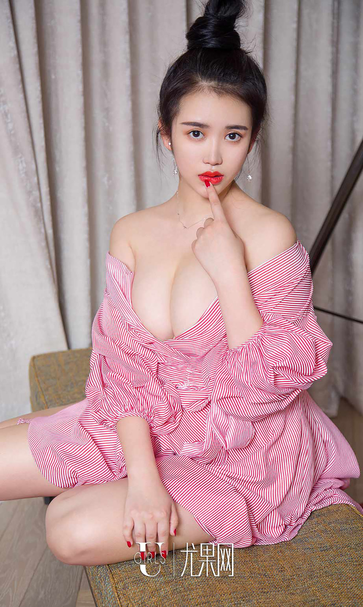 薛婉《花姑娘》 [尤果圈] No.784
