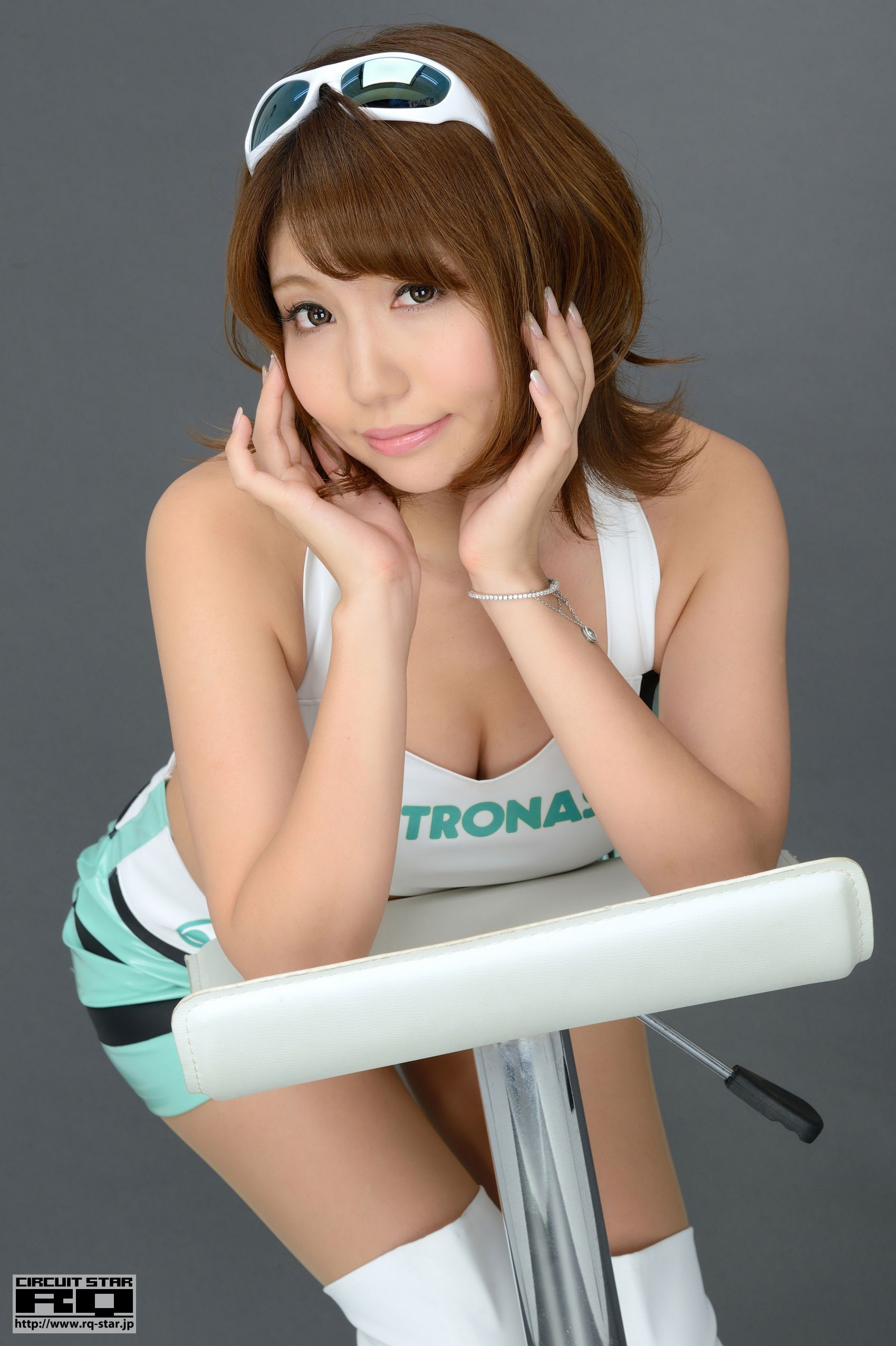 [RQ-STAR] NO.00846  織井美有 Miyuu Orii Race Queen 写真集