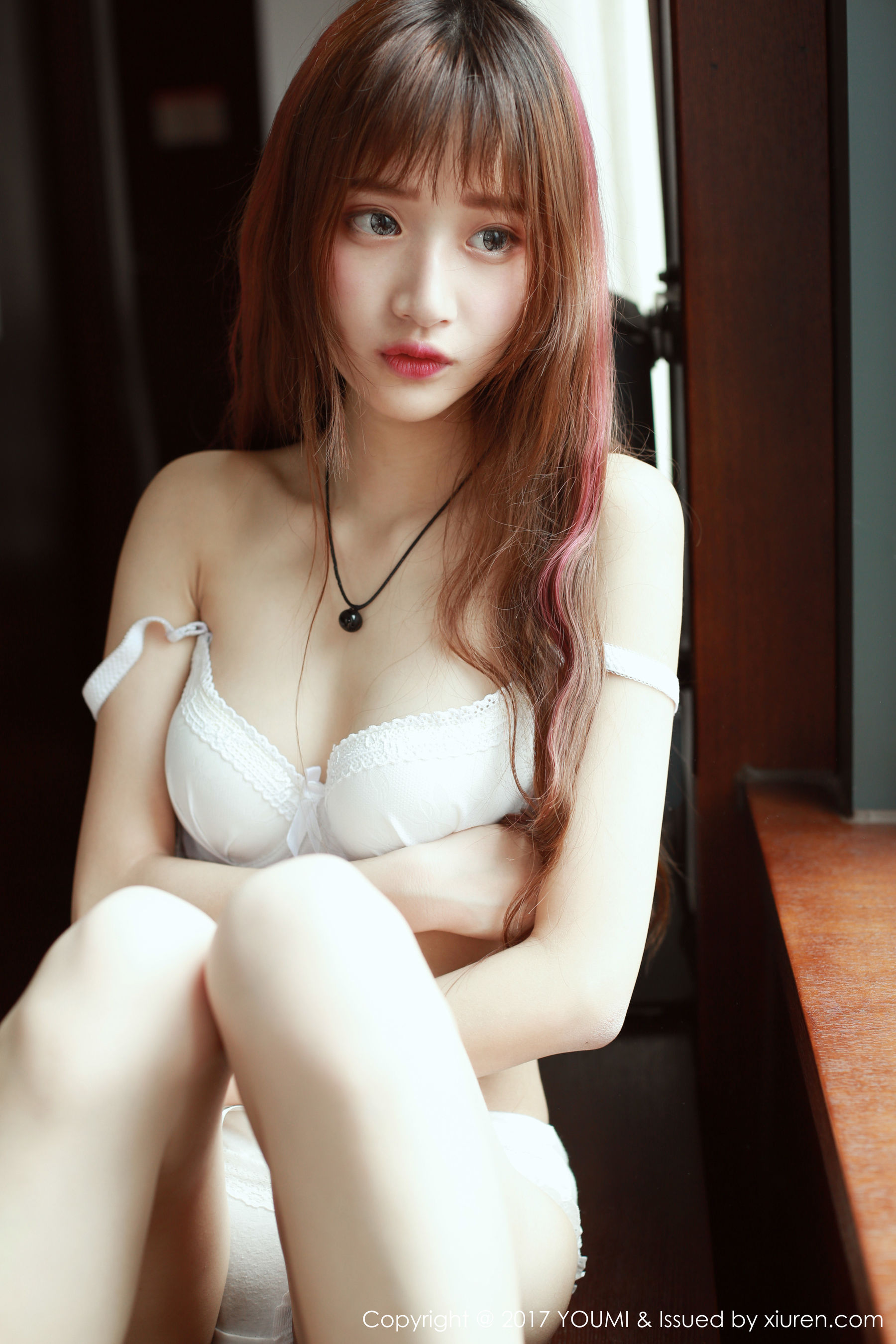 little贝壳《校服小萝莉》 [尤蜜荟YouMi] Vol.046