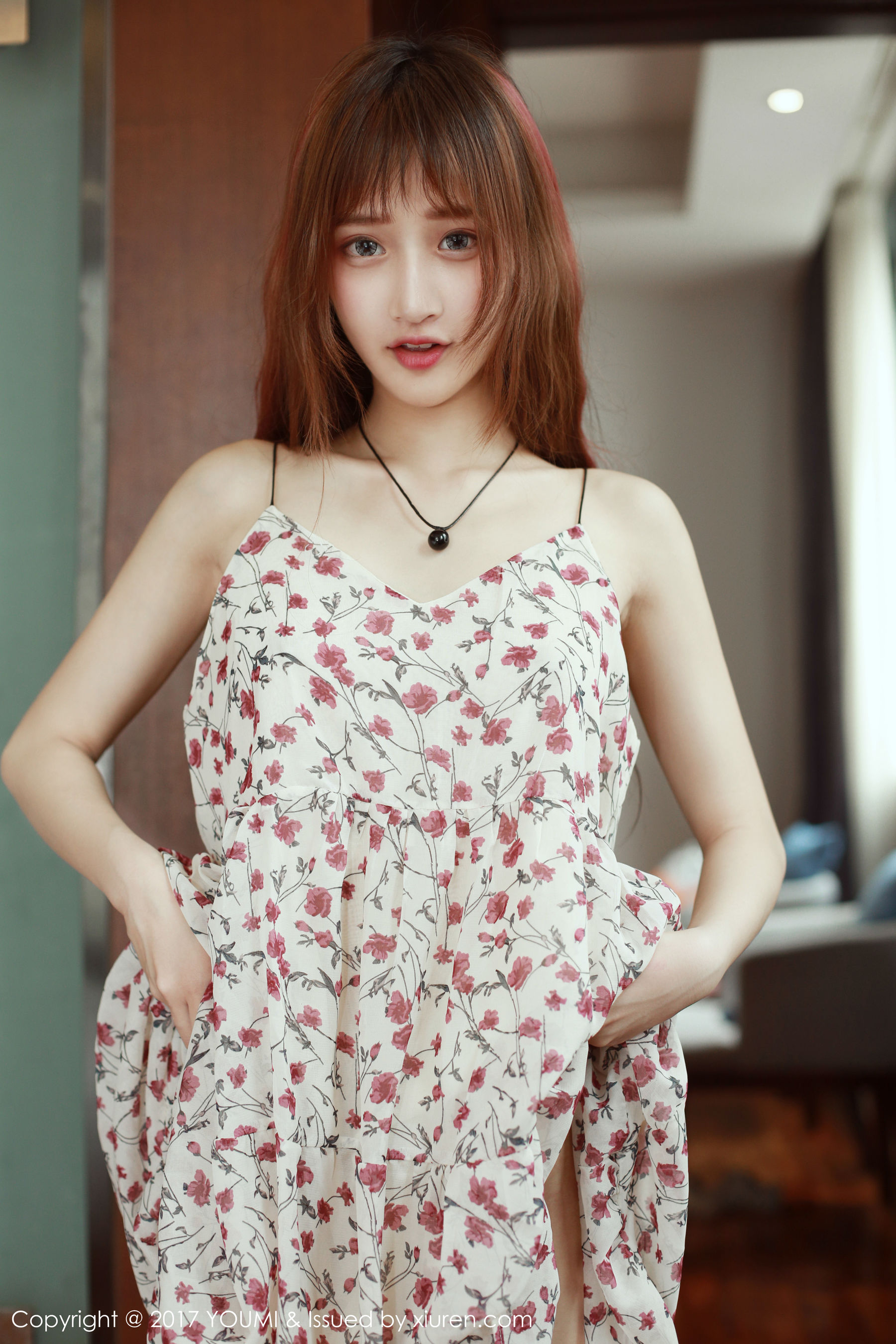 little贝壳《校服小萝莉》 [尤蜜荟YouMi] Vol.046