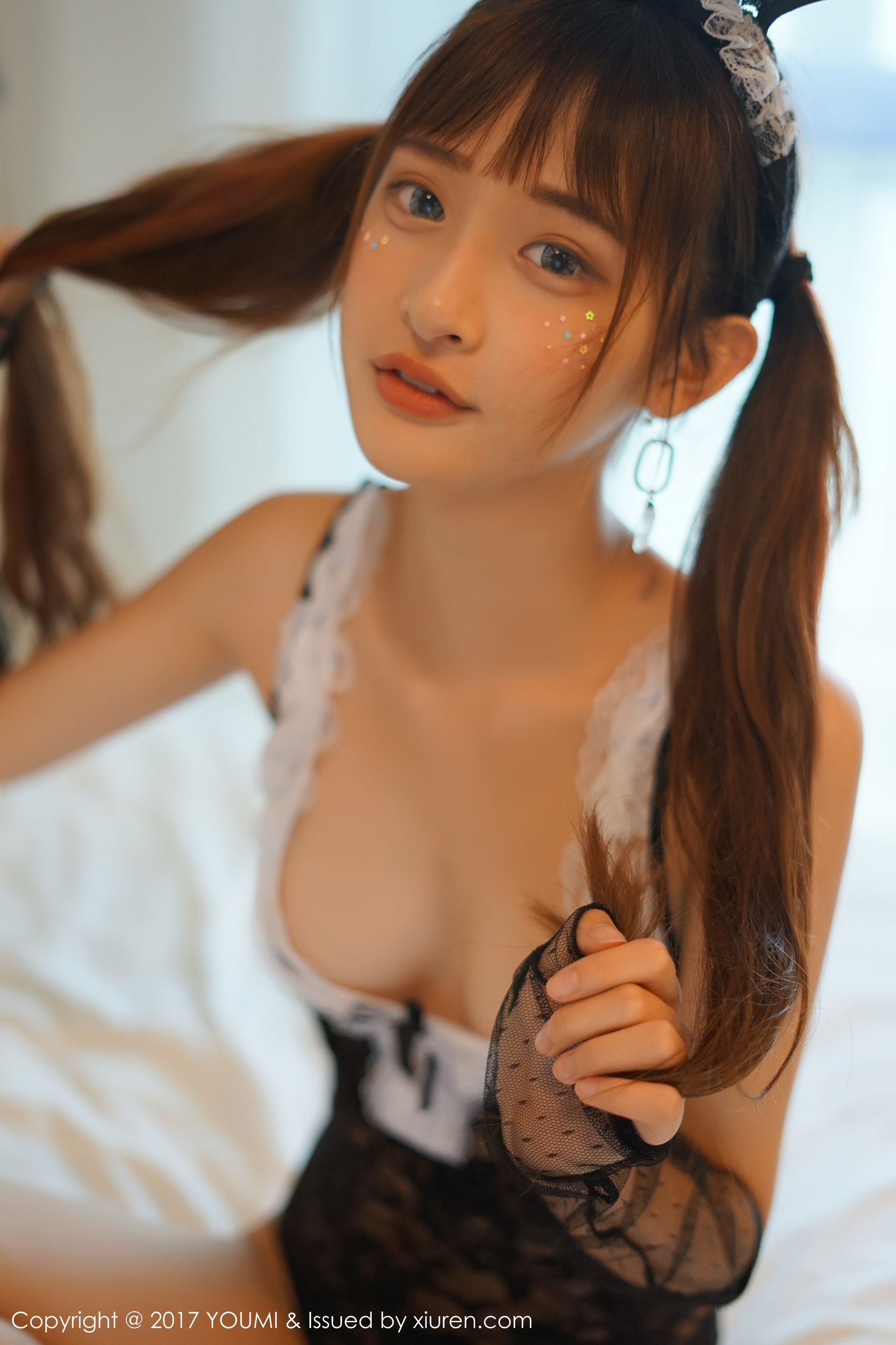 little贝壳《比基尼、女仆装、兔女郎》 [尤蜜荟YouMi] VOL.051