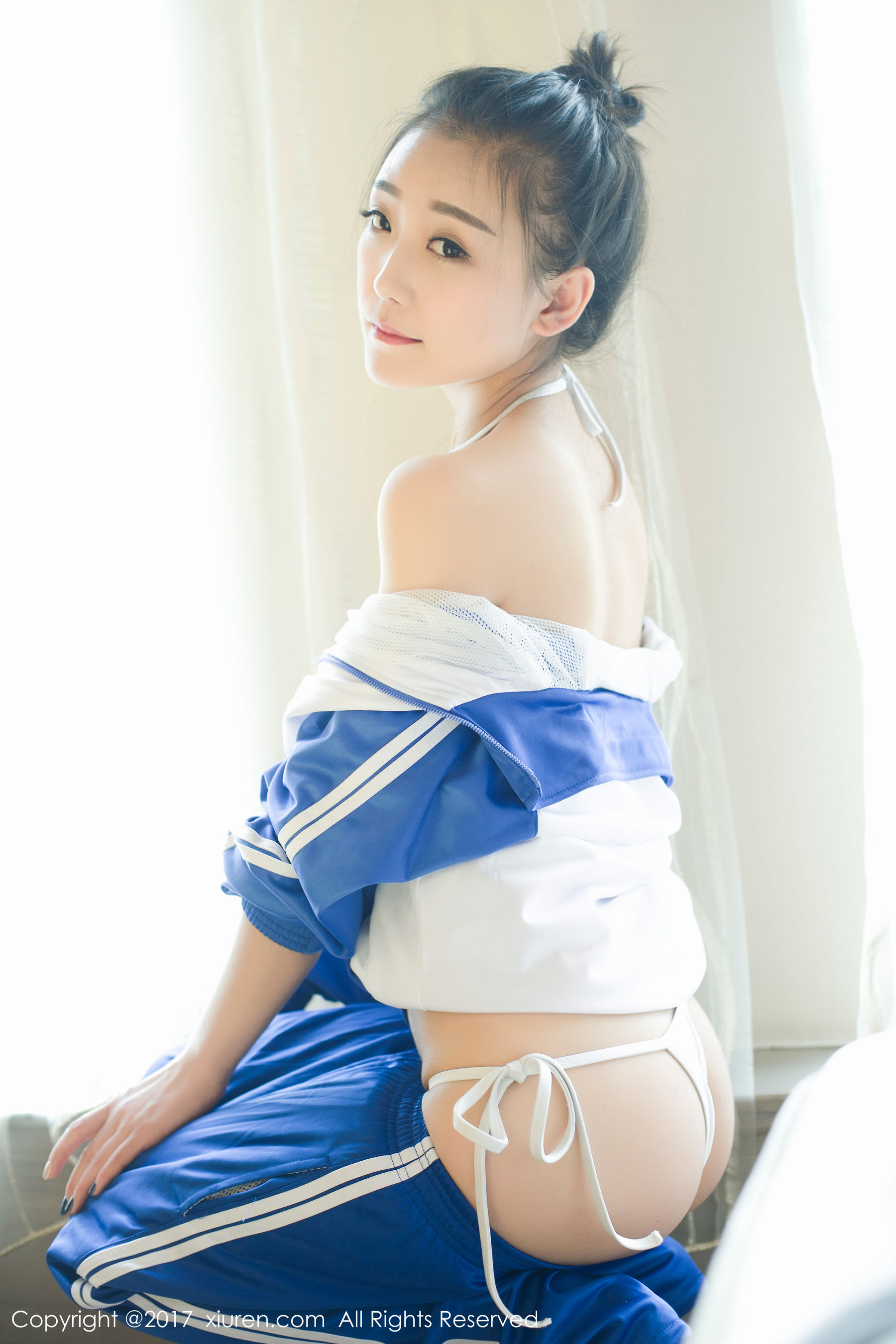 模特陈梦《茉莉花般清新透彻的少女诱惑》 [秀人网XIUREN] No.690