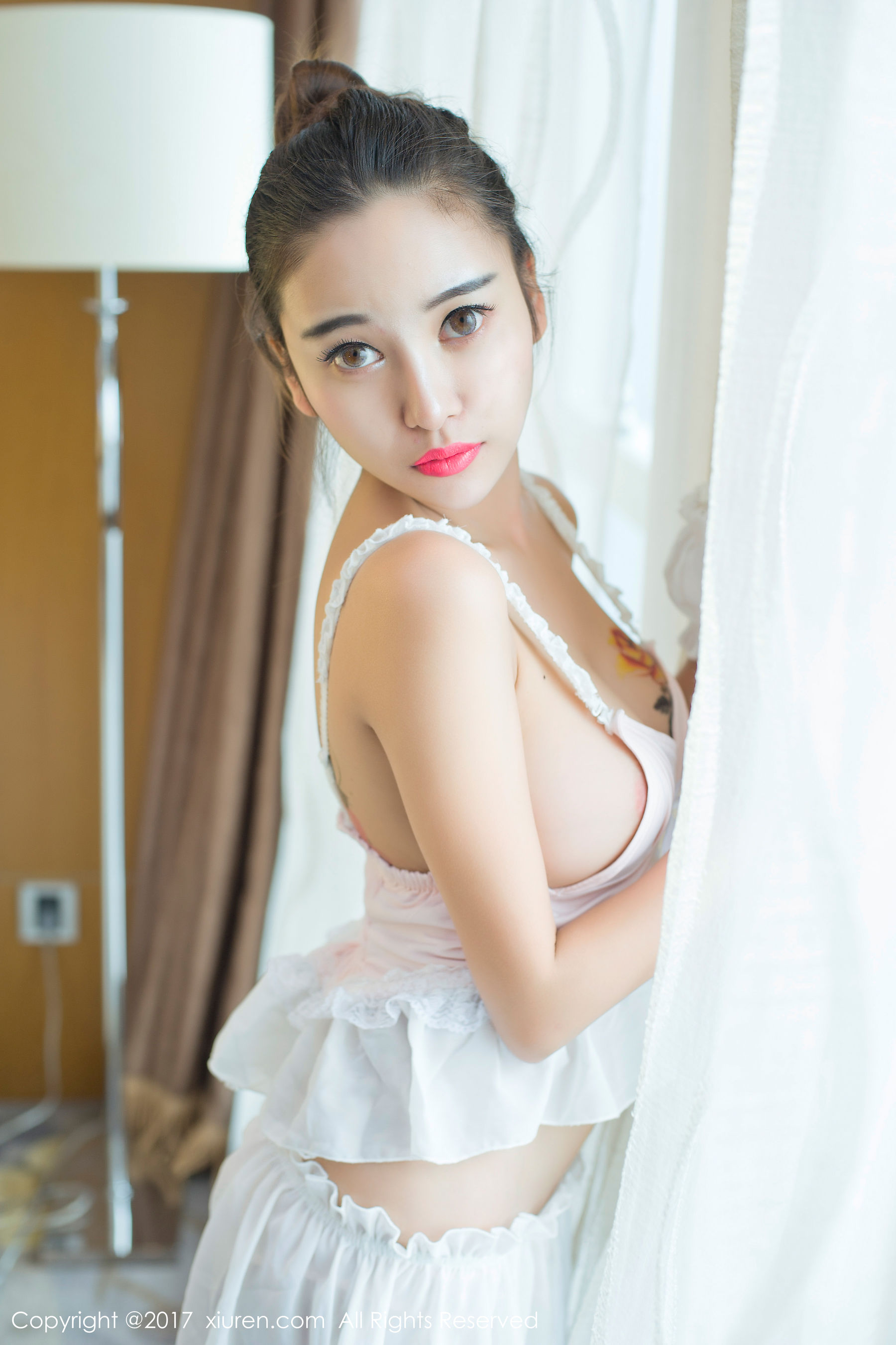 李梓熙《皮革女王和粉色女仆》 [秀人网XIUREN] No.707