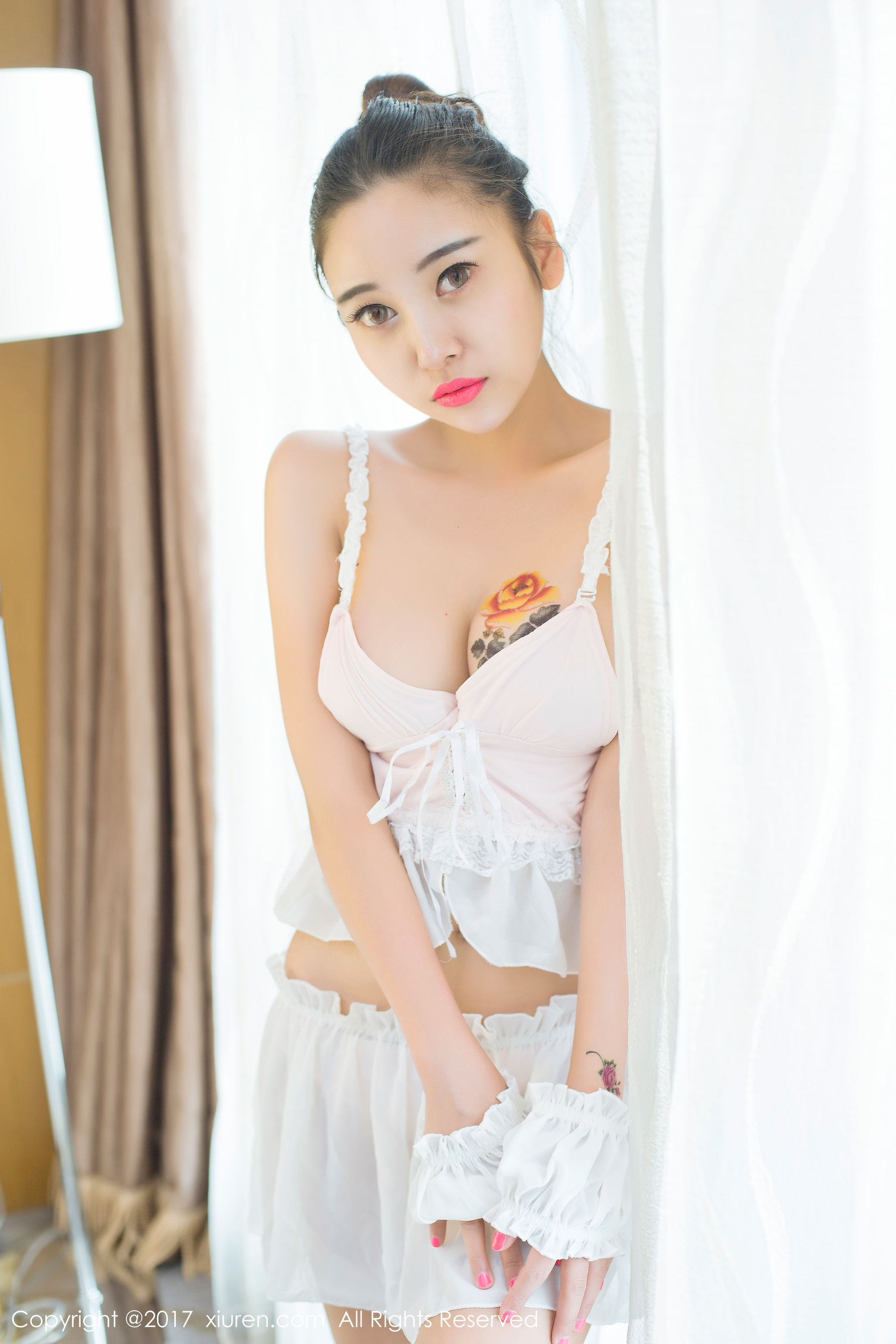 李梓熙《皮革女王和粉色女仆》 [秀人网XIUREN] No.707