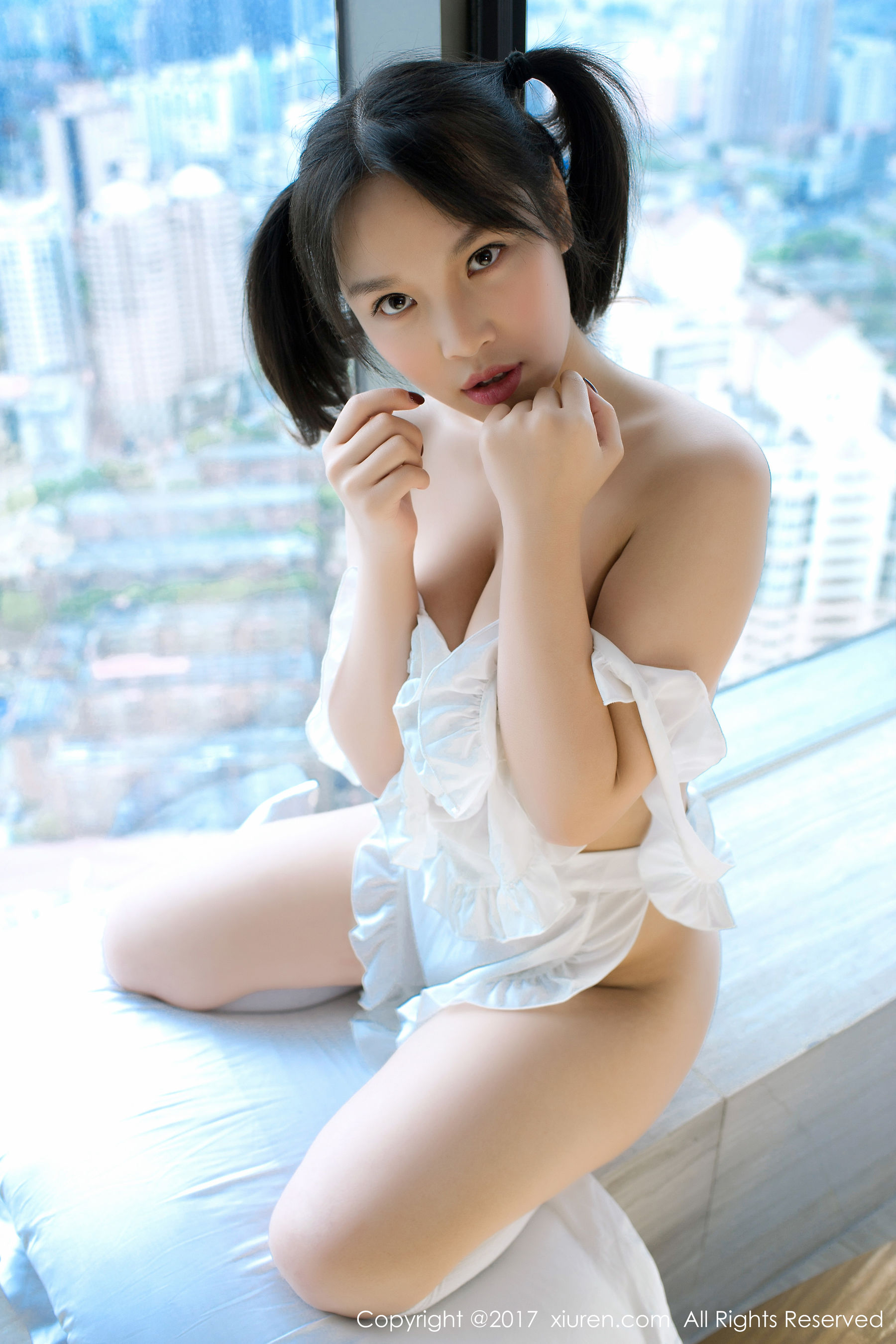 小纯子《日系童颜巨乳小美女》 [秀人网XIUREN] No.741