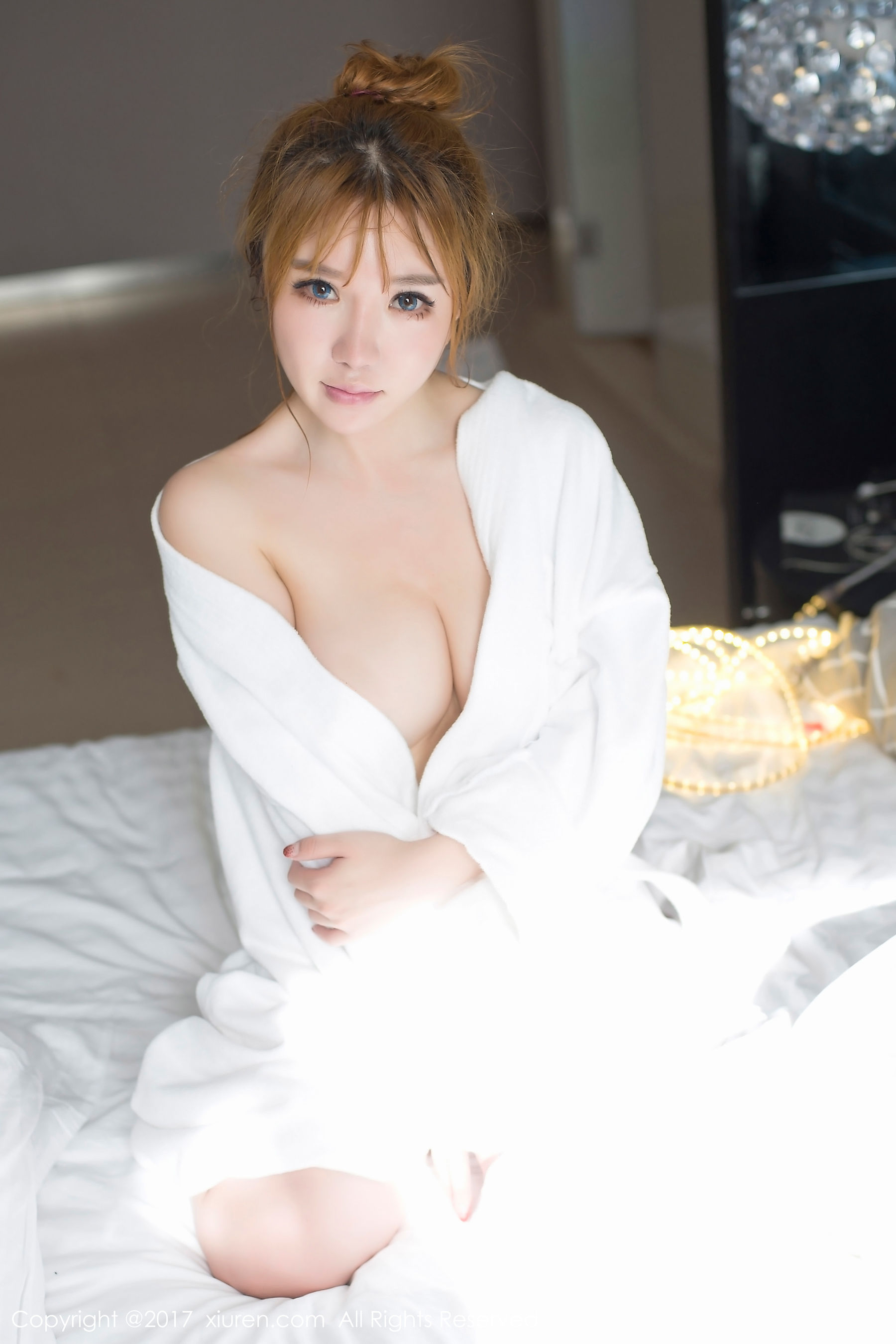 小公举Amy《浑圆白皙美女圆乳细腰模特》 [秀人网XIUREN] No.778