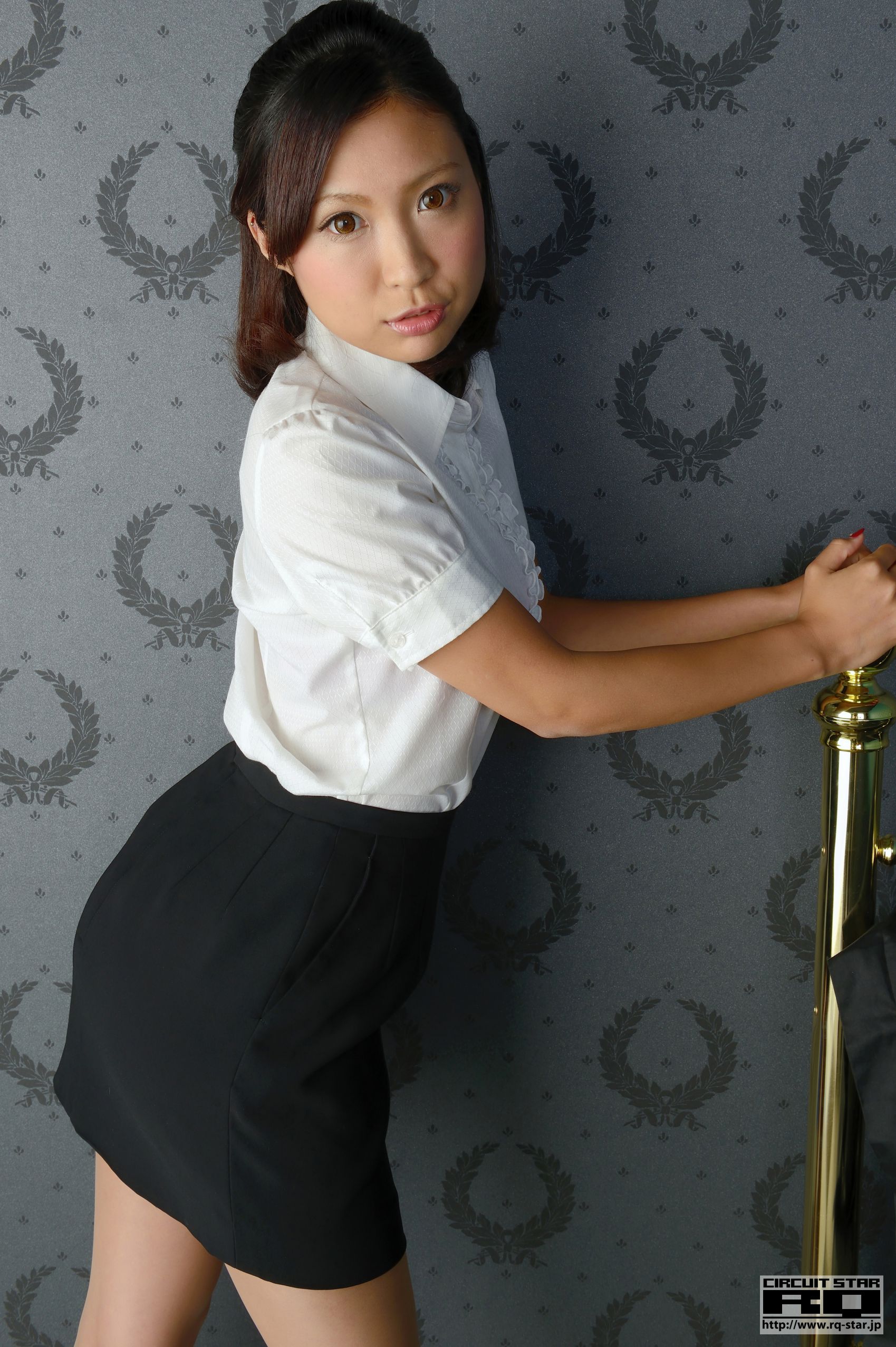 [RQ-STAR] NO.00869 Ayano Suzuki 鈴木あやの Office Lady 写真集