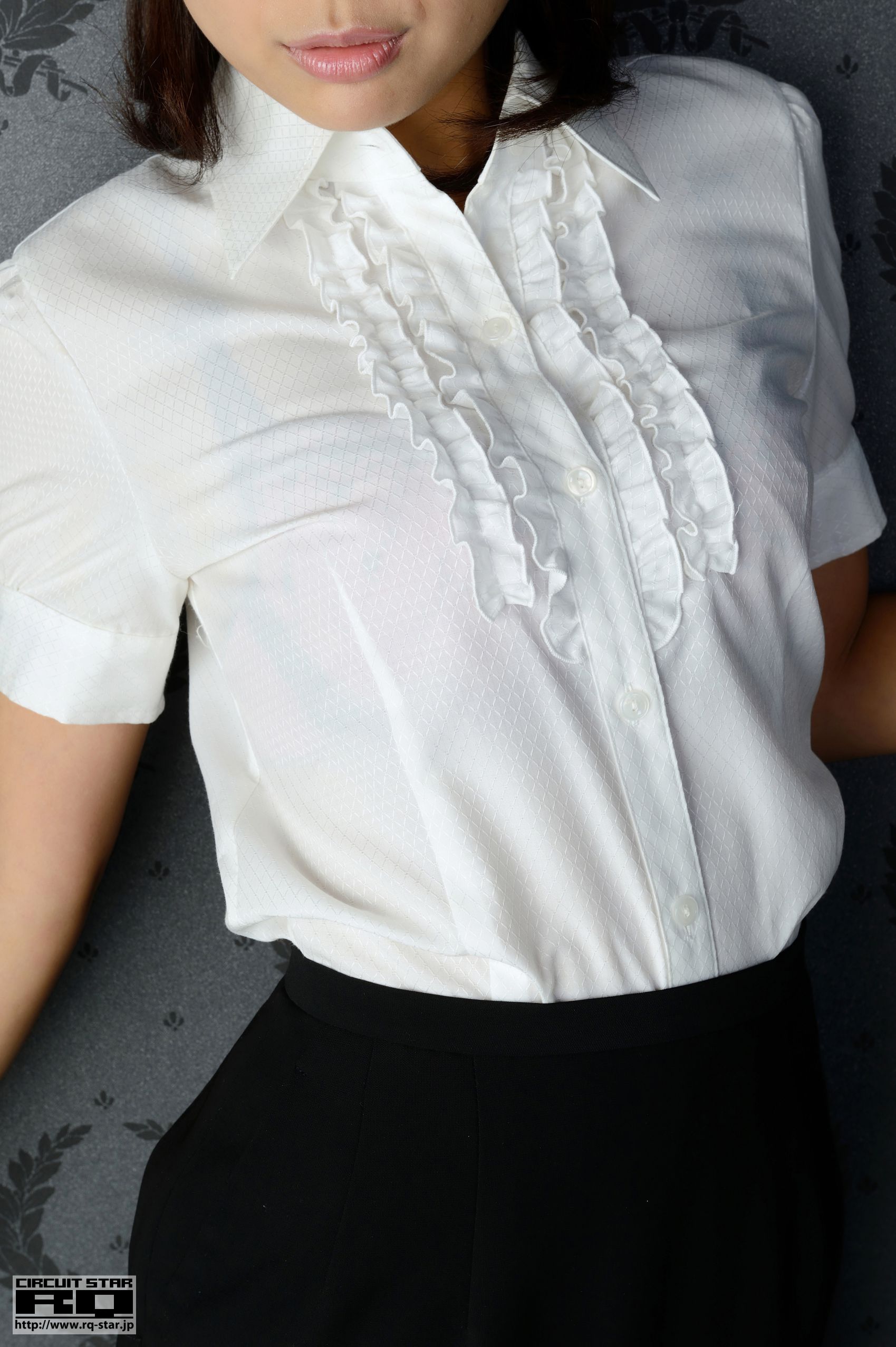[RQ-STAR] NO.00869 Ayano Suzuki 鈴木あやの Office Lady 写真集