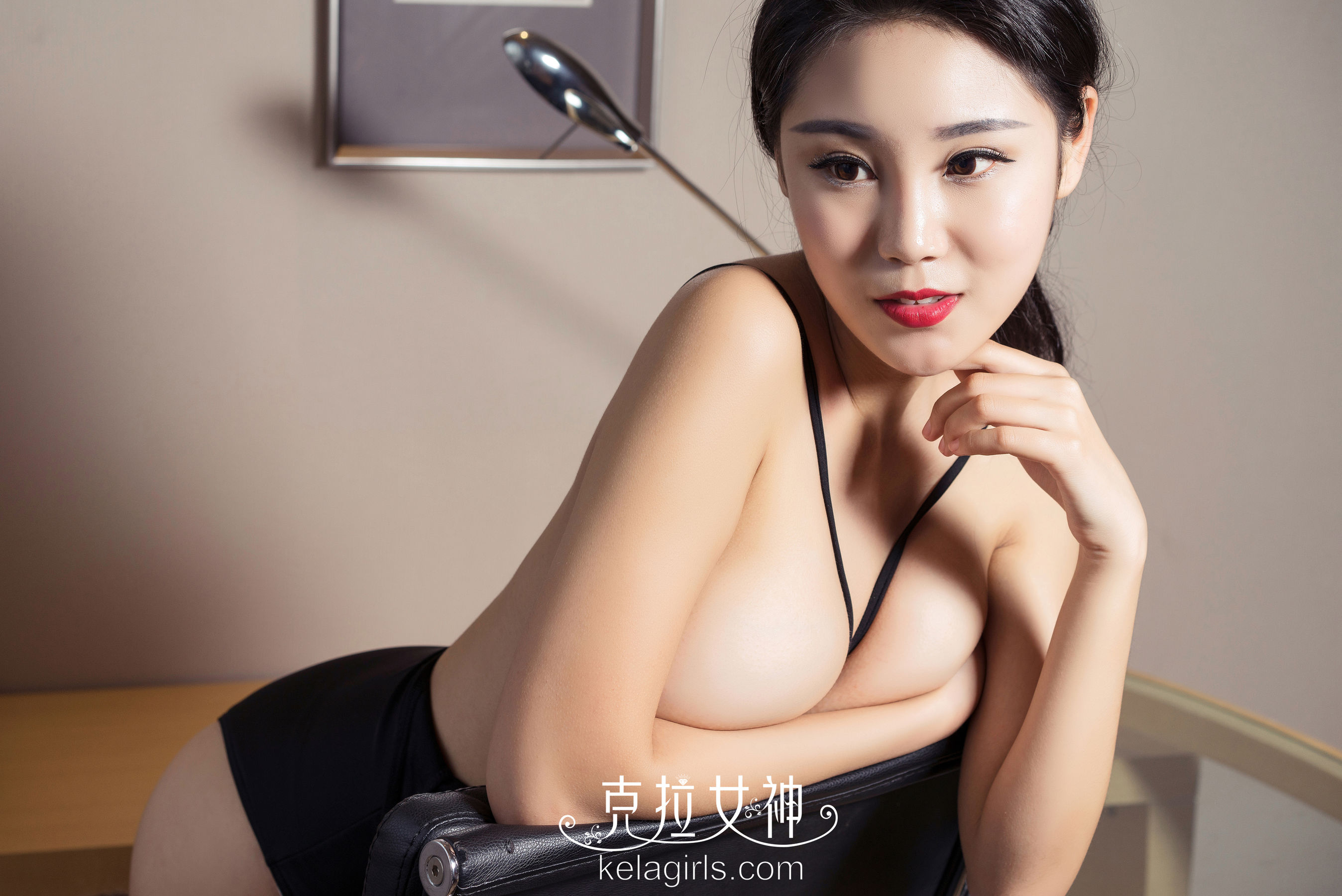 杨柳《迷蒙の幼师》 [克拉女神]