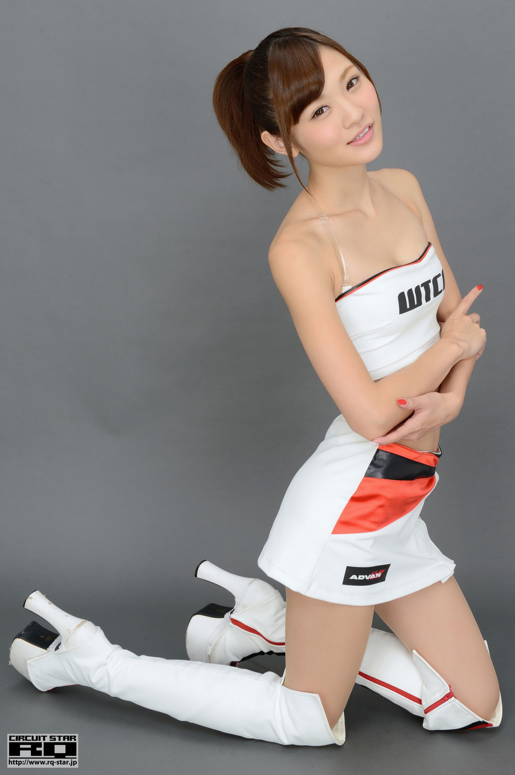 [RQ-STAR] NO.00878 神咲はるか Race Queen 赛车女郎 写真集