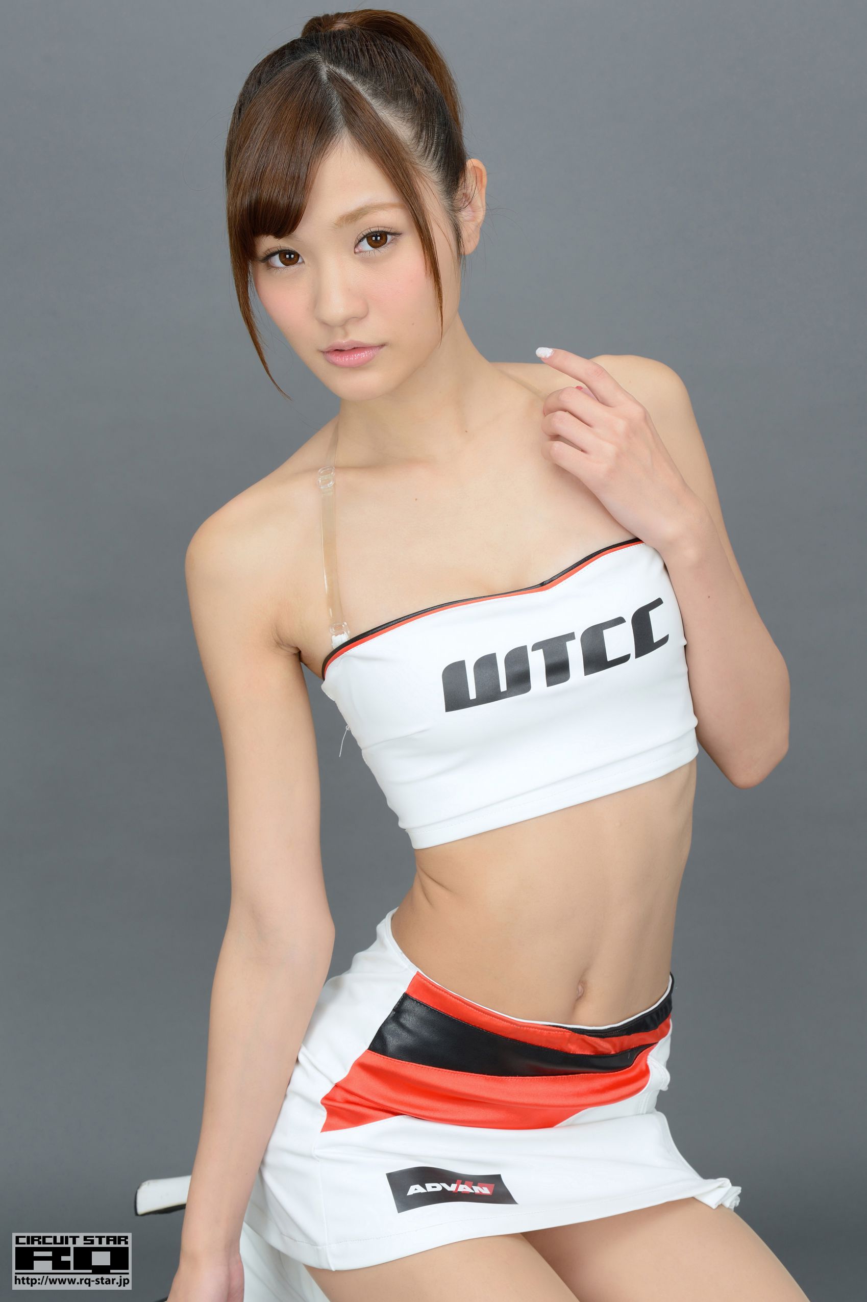 [RQ-STAR] NO.00878 神咲はるか Race Queen 赛车女郎 写真集