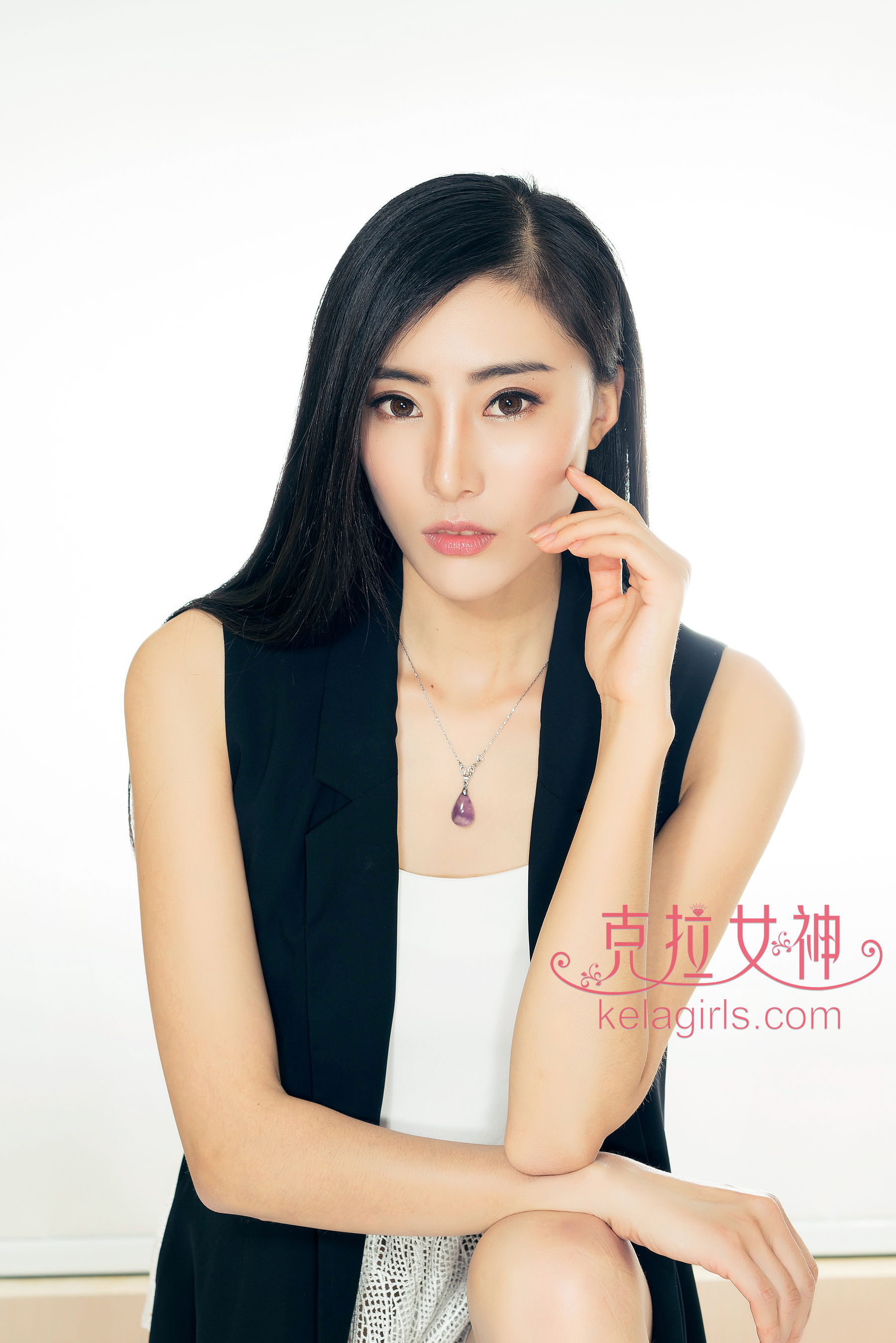 颖儿《超模情报员》 [克拉女神]