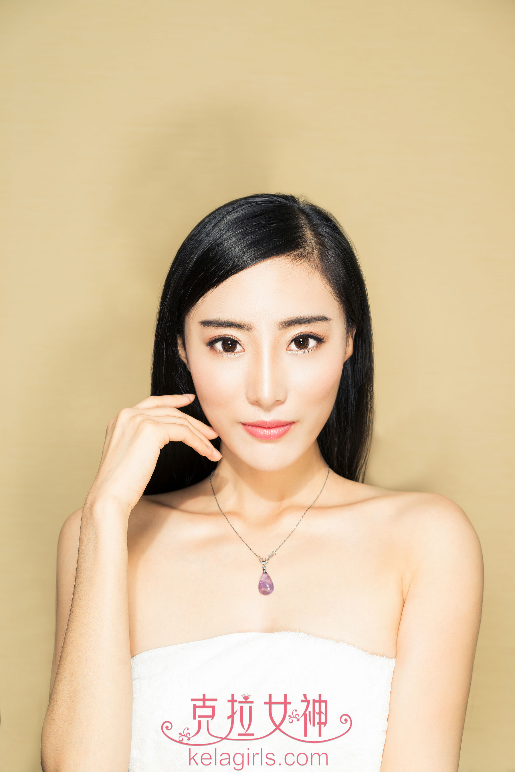 颖儿《超模情报员》 [克拉女神]