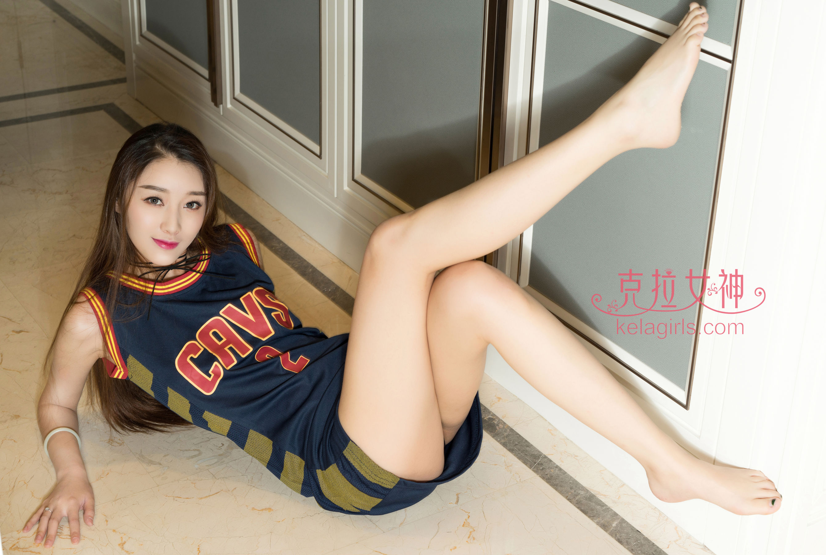 菁菁《极品校花球迷》 [克拉女神]