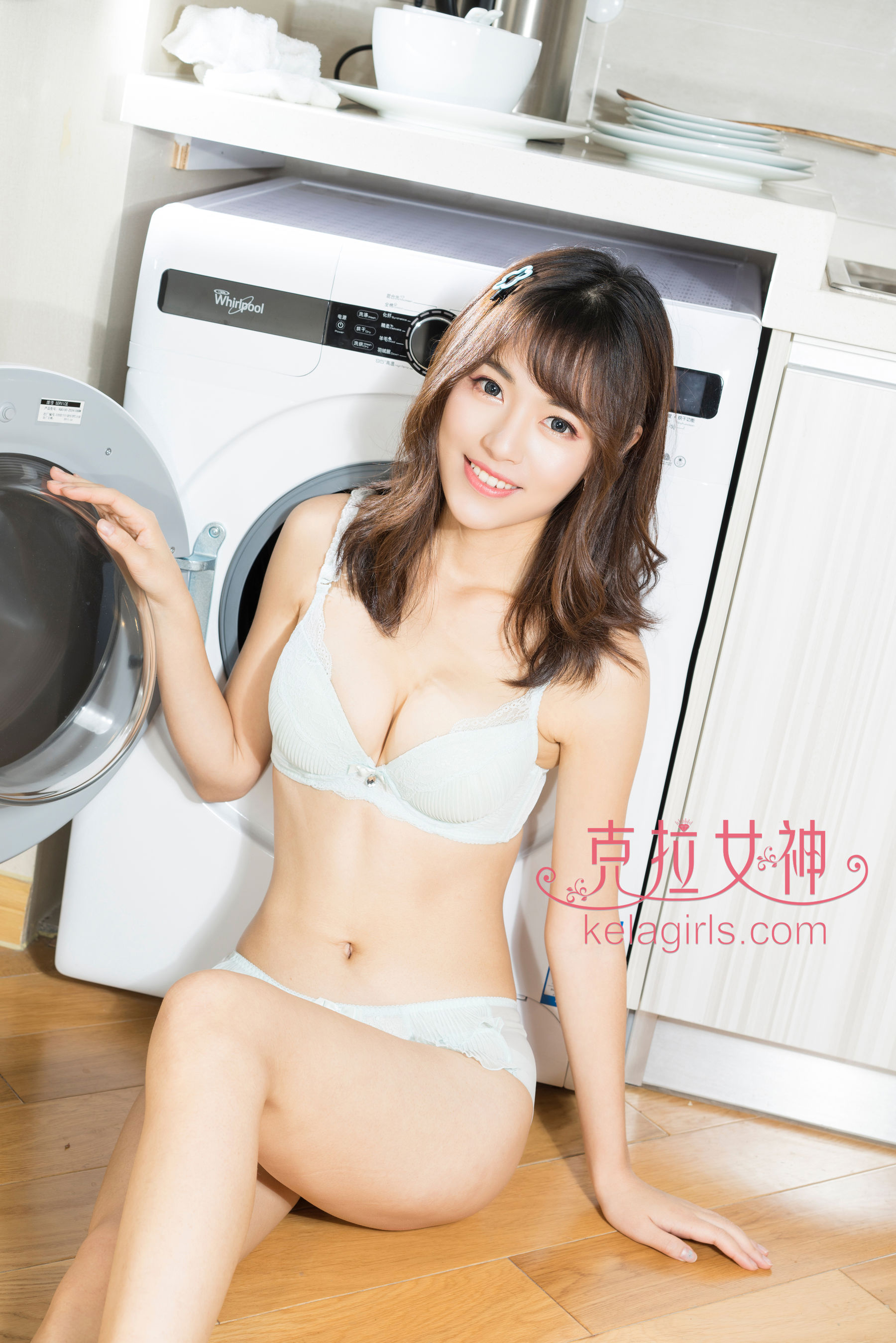 佳琪《裸足三拍》 [克拉女神]