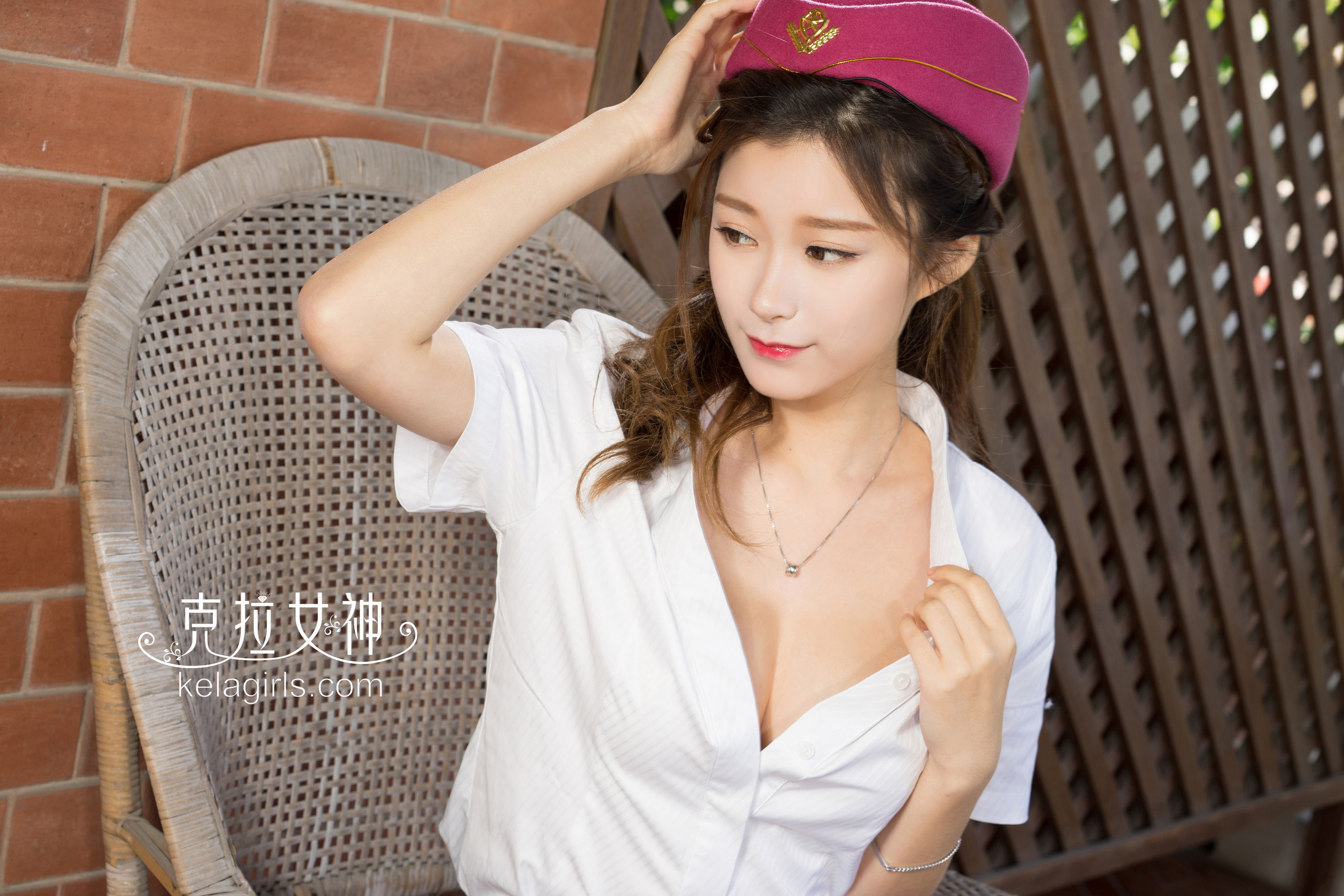 菲菲《见习空乘》 [克拉女神]